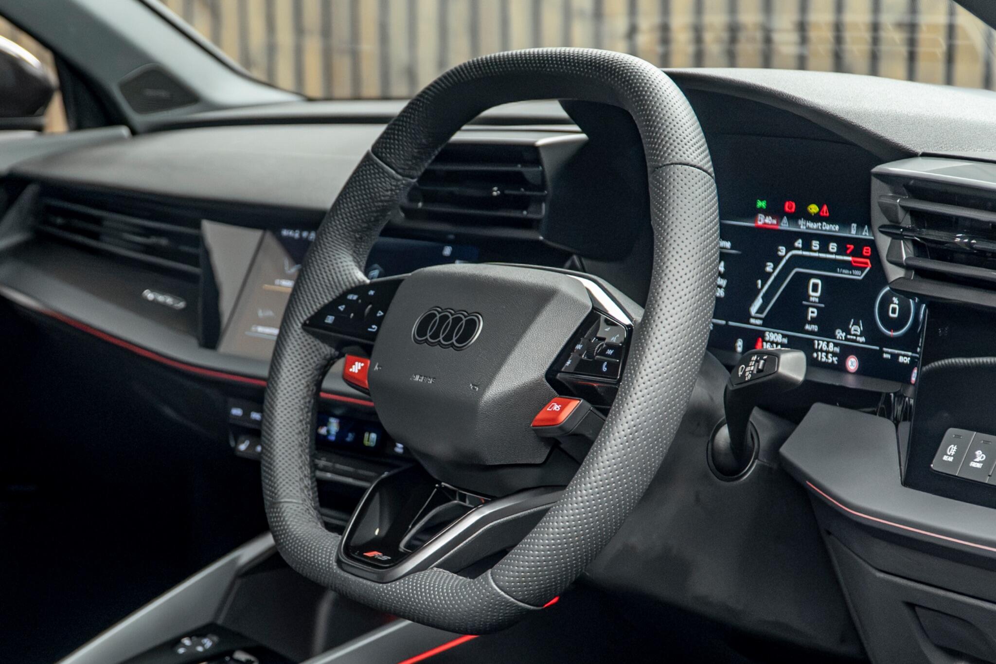 Audi RS3 view 28