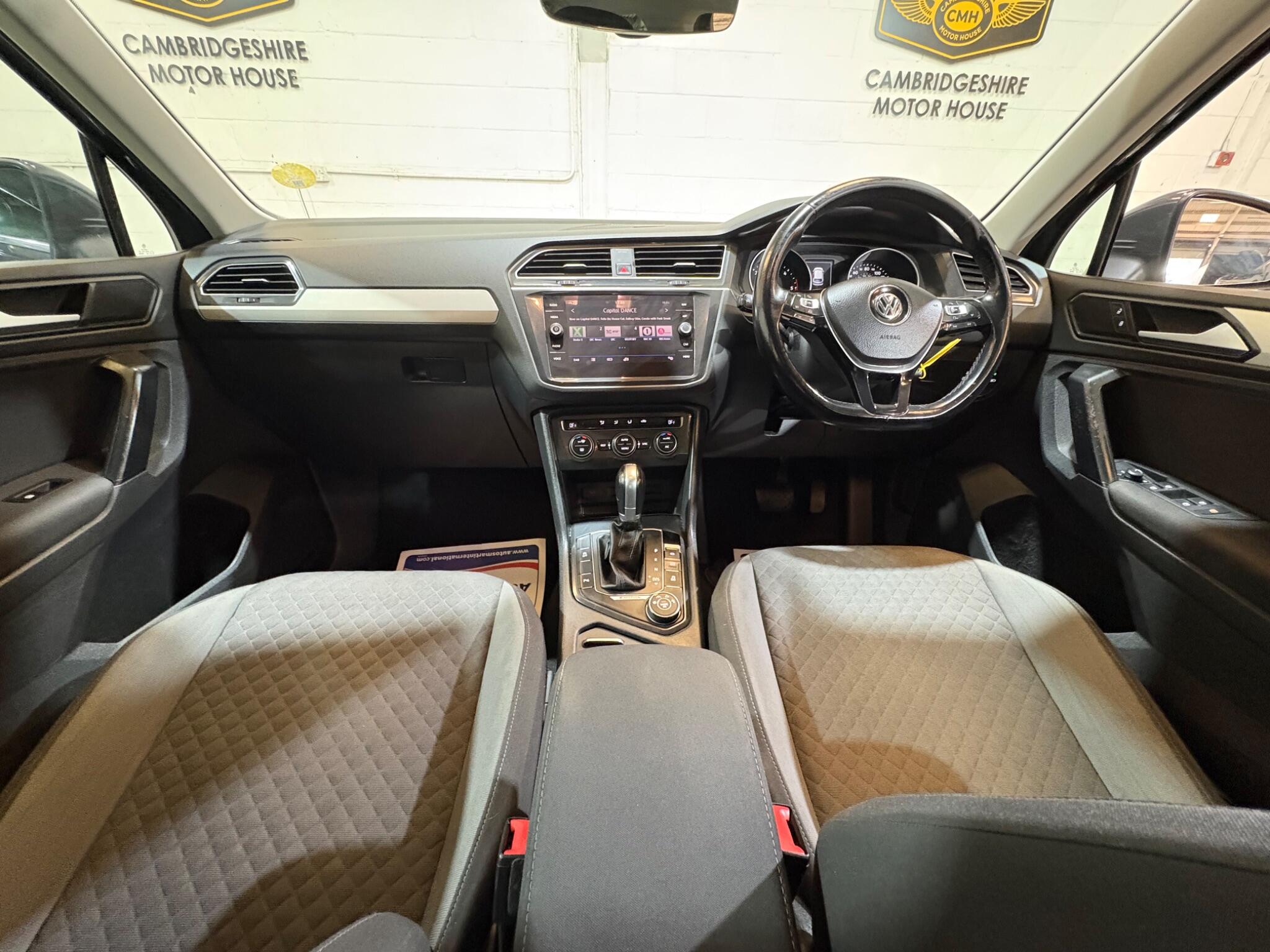 Volkswagen Tiguan view 49