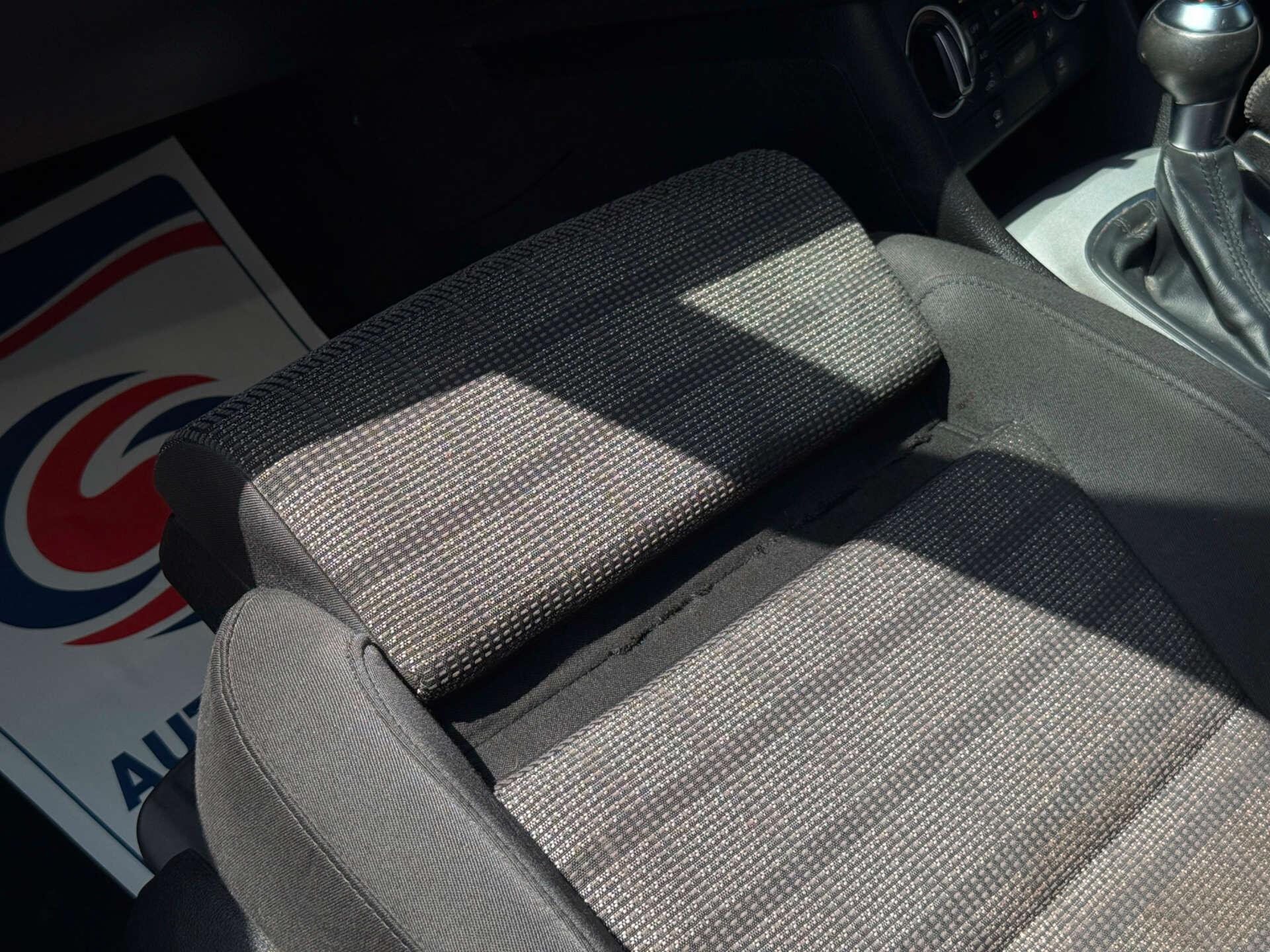 Audi Q3 view 49