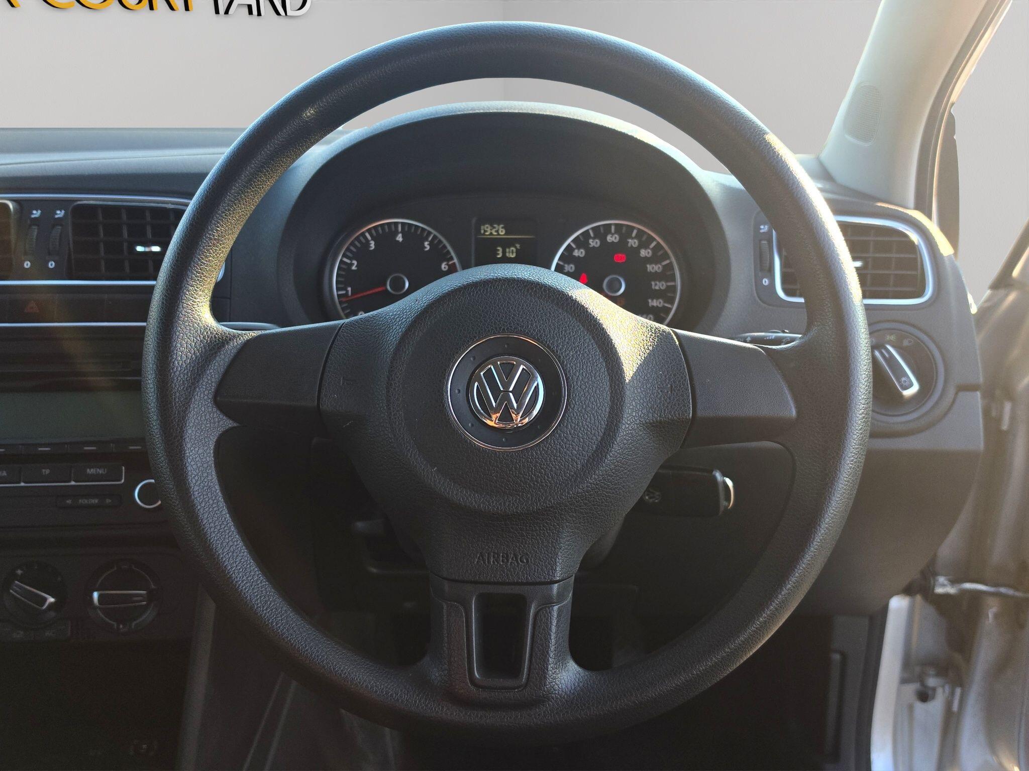 Volkswagen Polo view 22