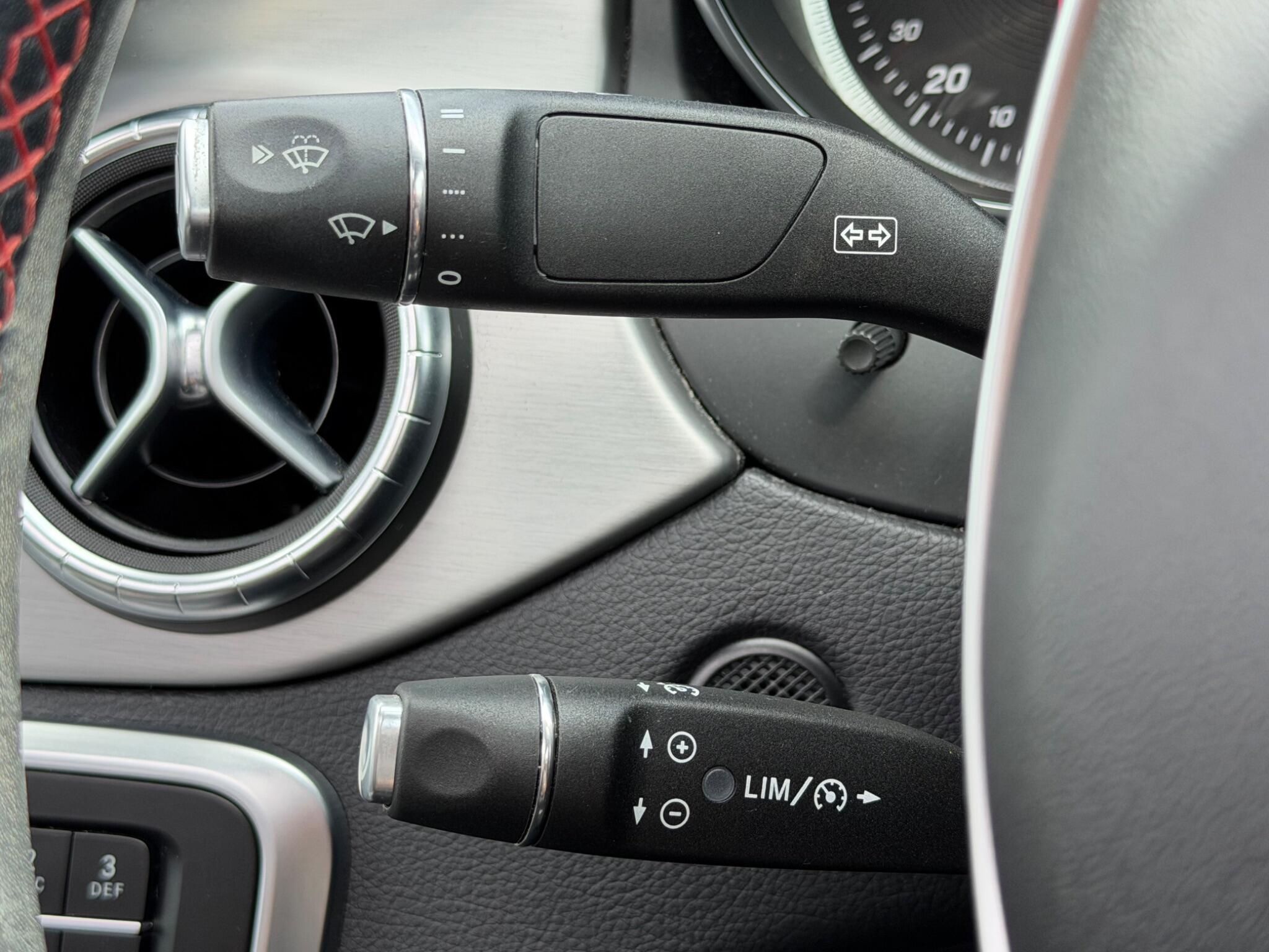 Mercedes-Benz Cla view 53