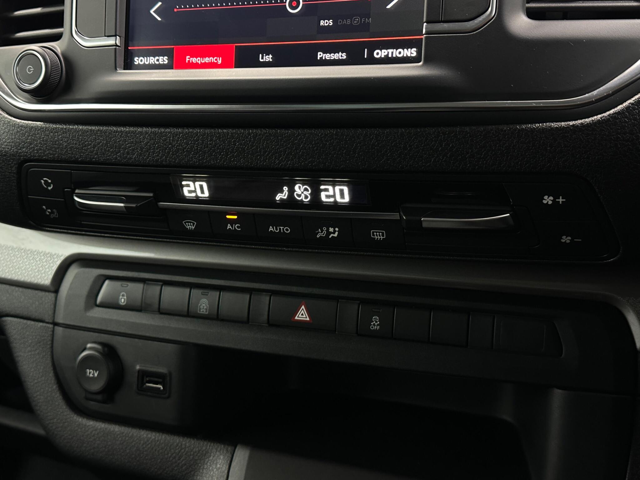 Citroen Spacetourer view 17