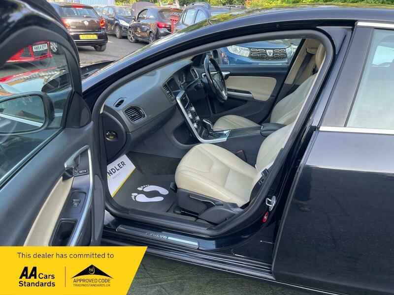 2015 Volvo S60 image 44