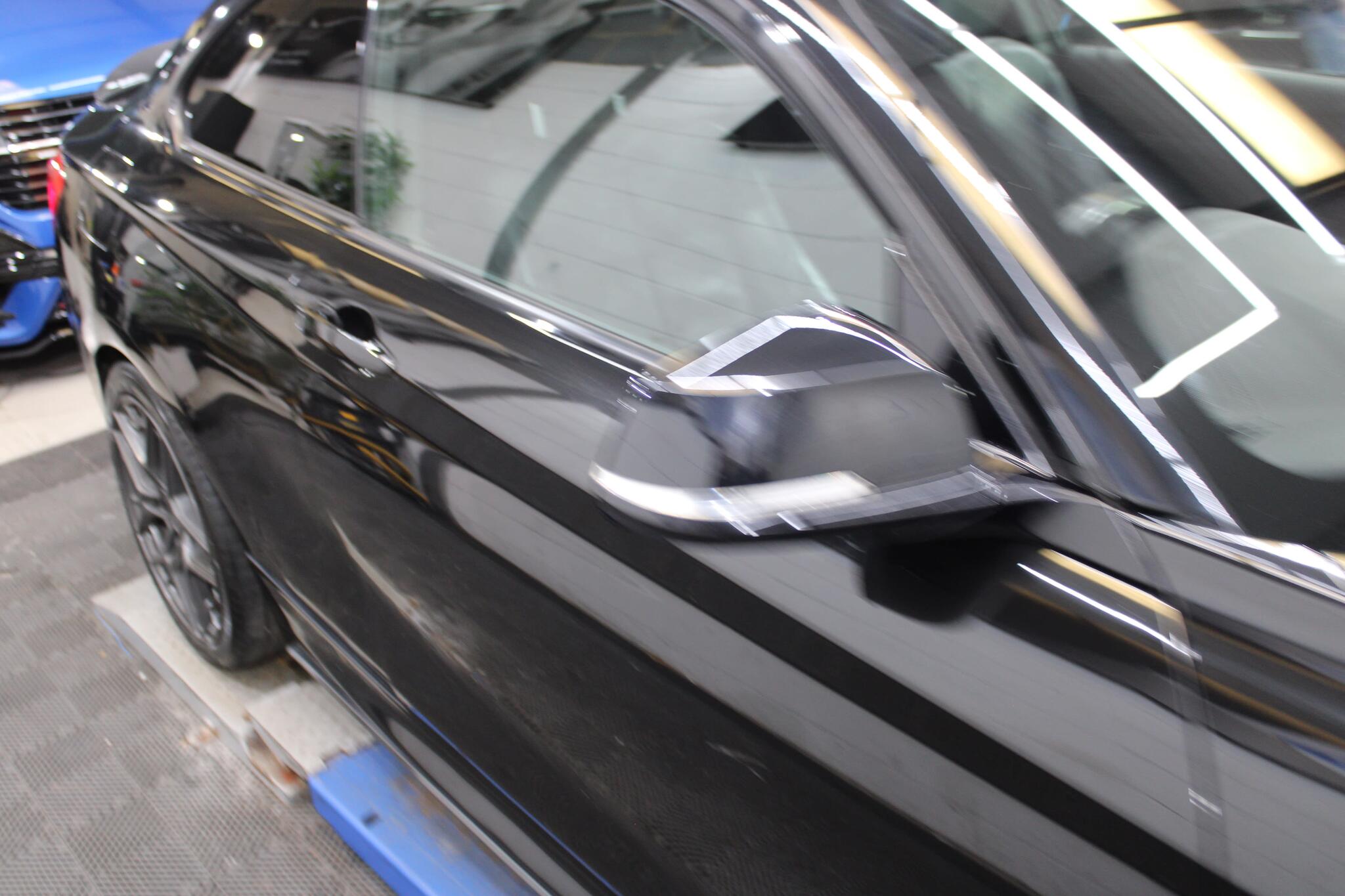 BMW 2 Series view 35
