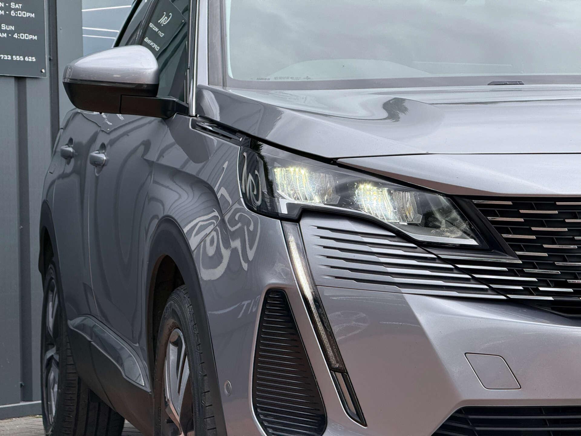 Peugeot 3008 view 16