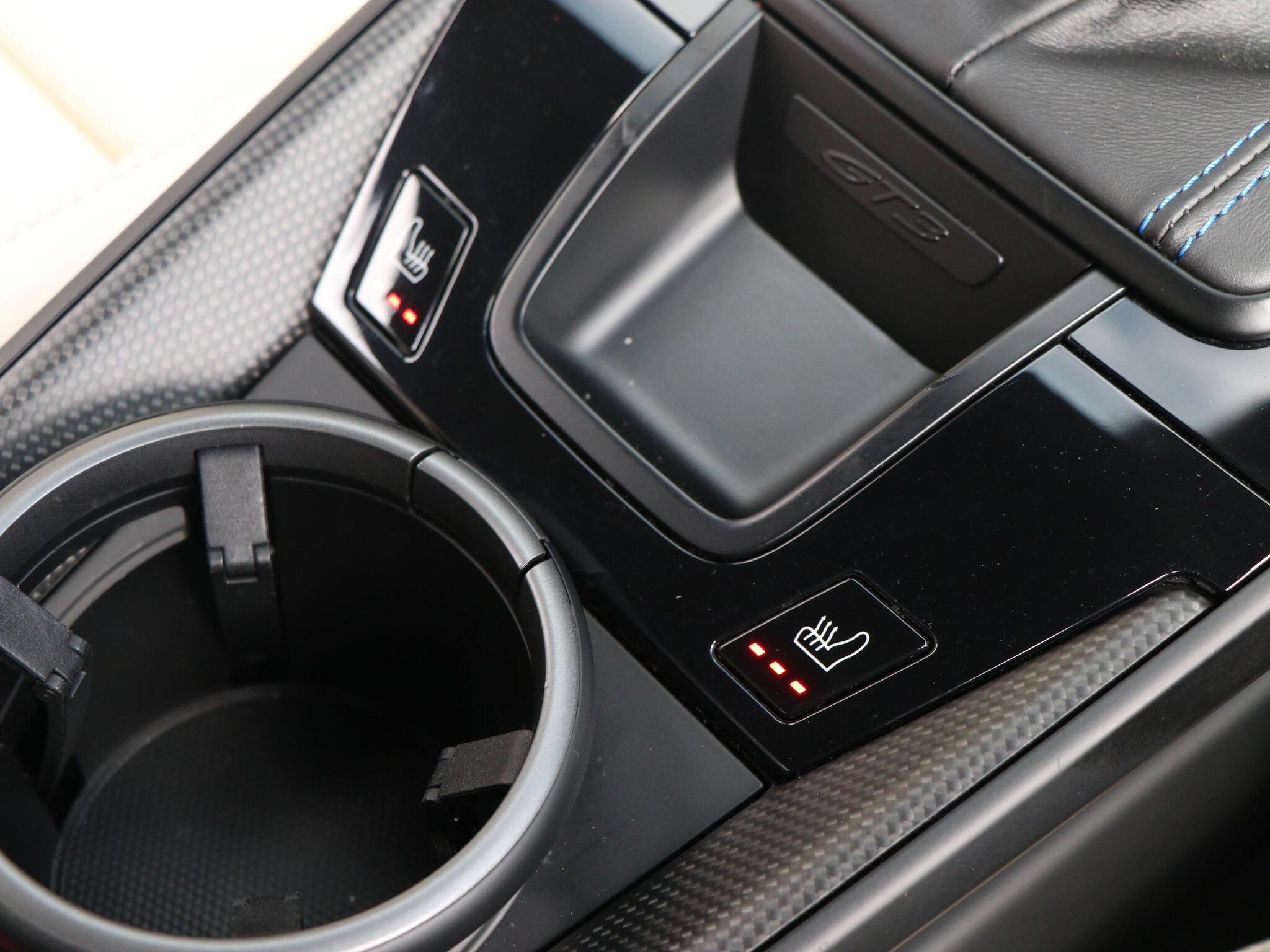 Porsche 911 view 43