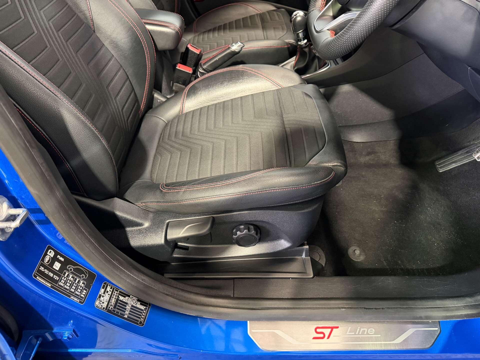 Ford Puma view 17
