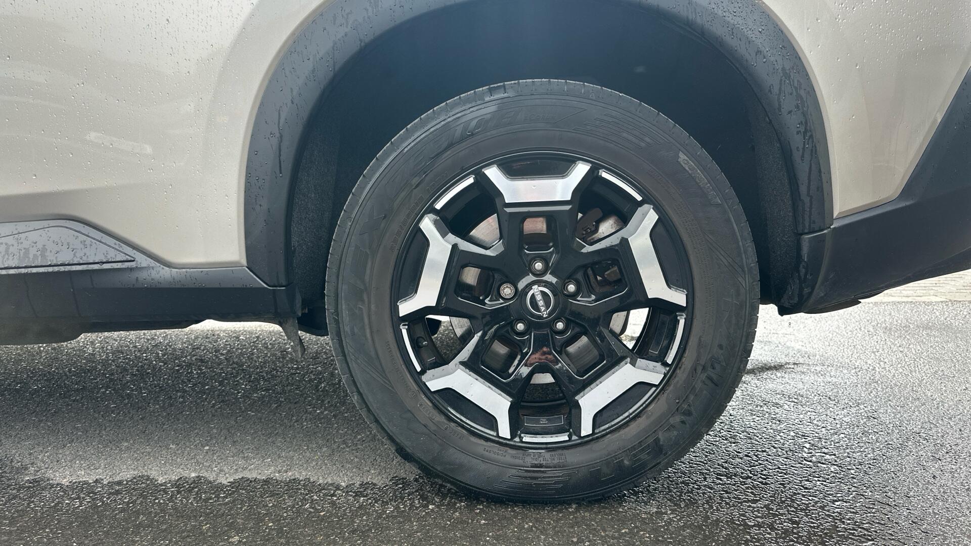 Nissan X-Trail view 27