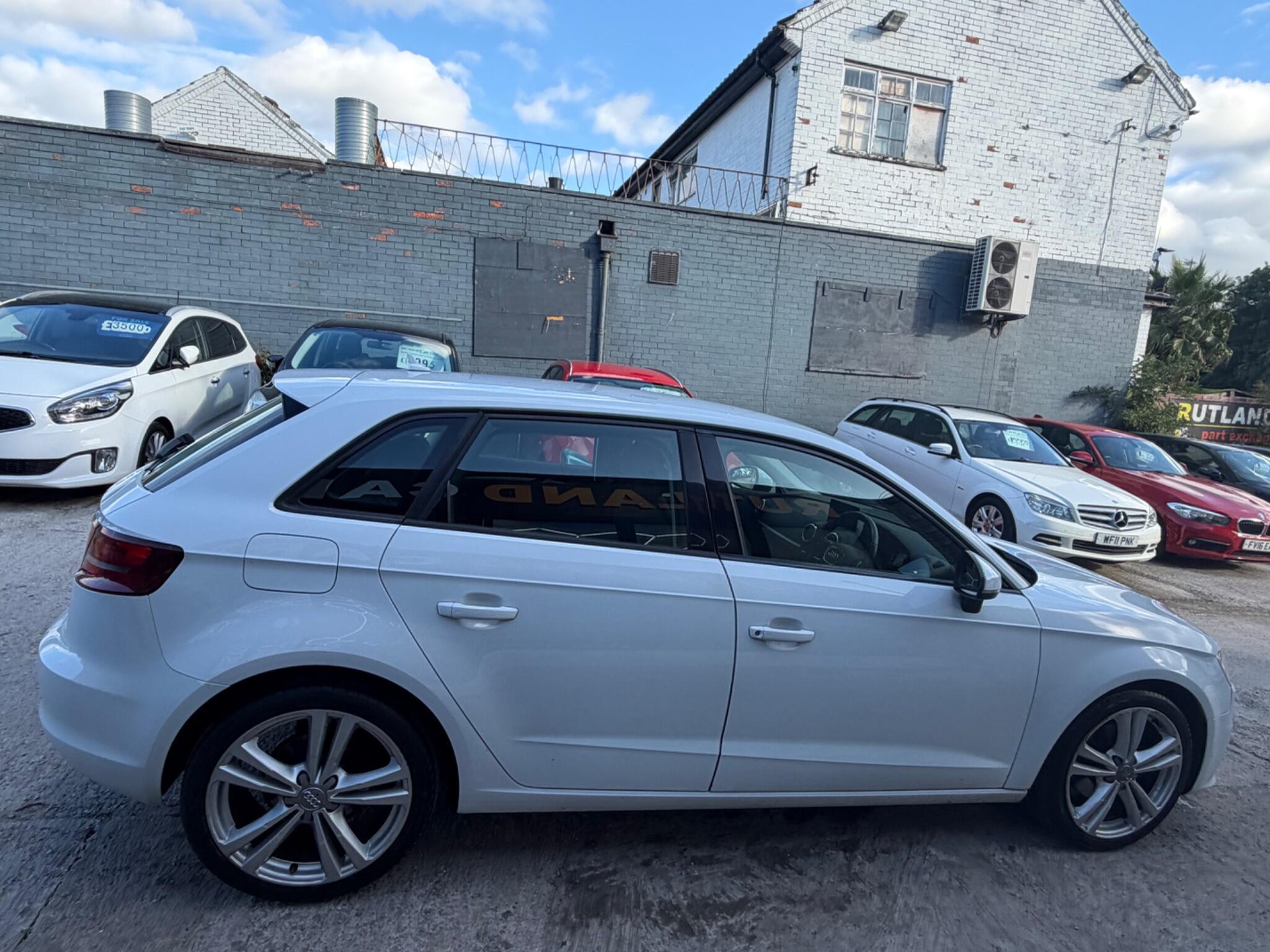 Audi A3 view 8