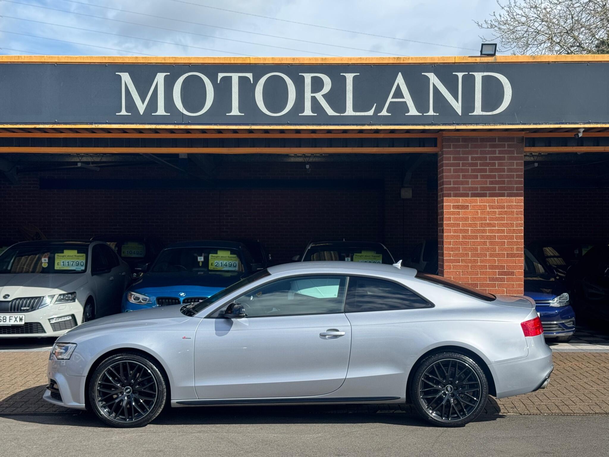 Audi A5 view 5