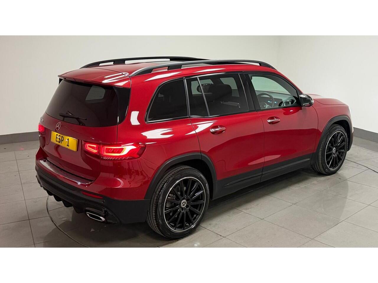 Mercedes-Benz GLB view 13