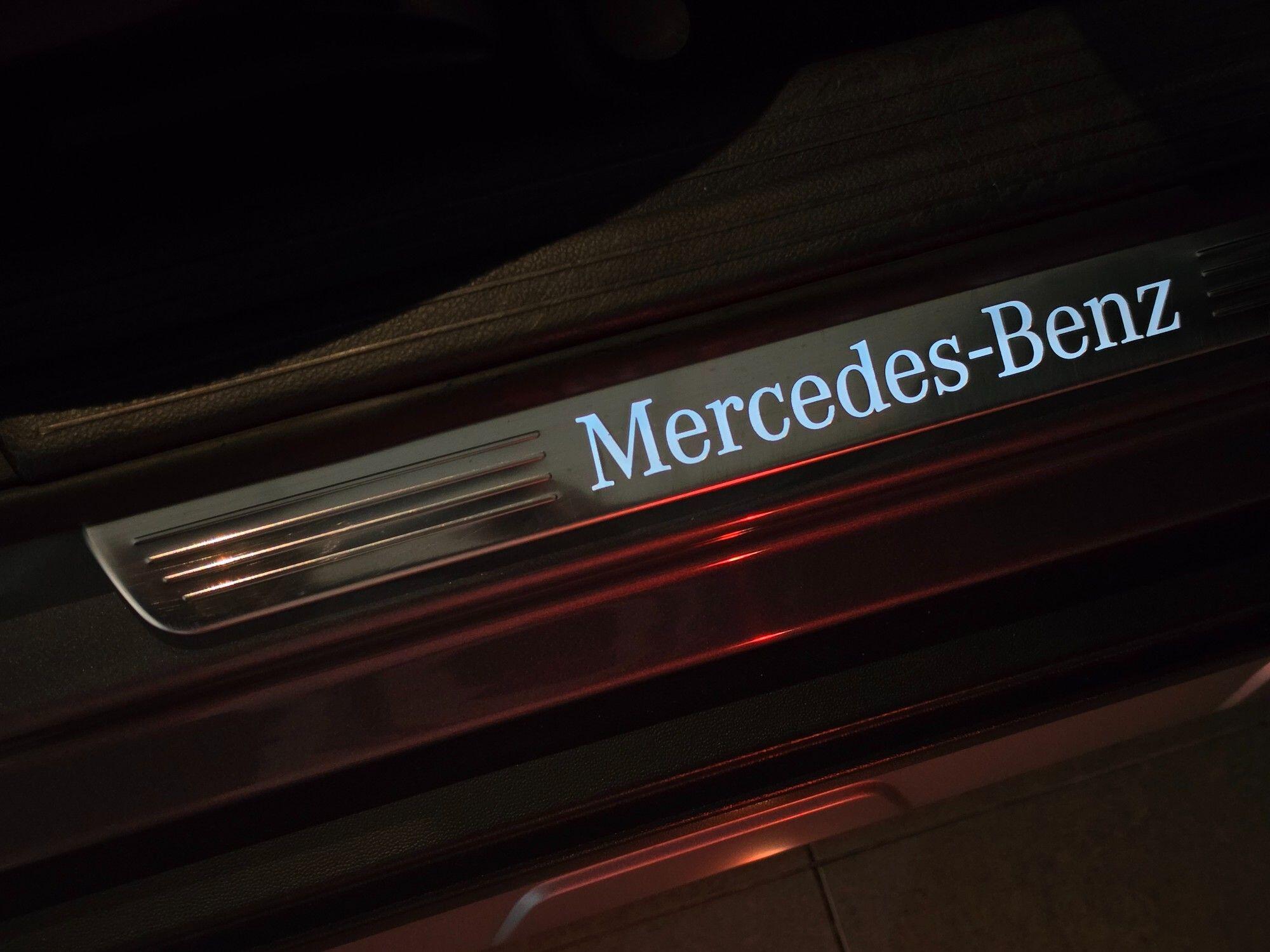 Mercedes-Benz GLA view 77