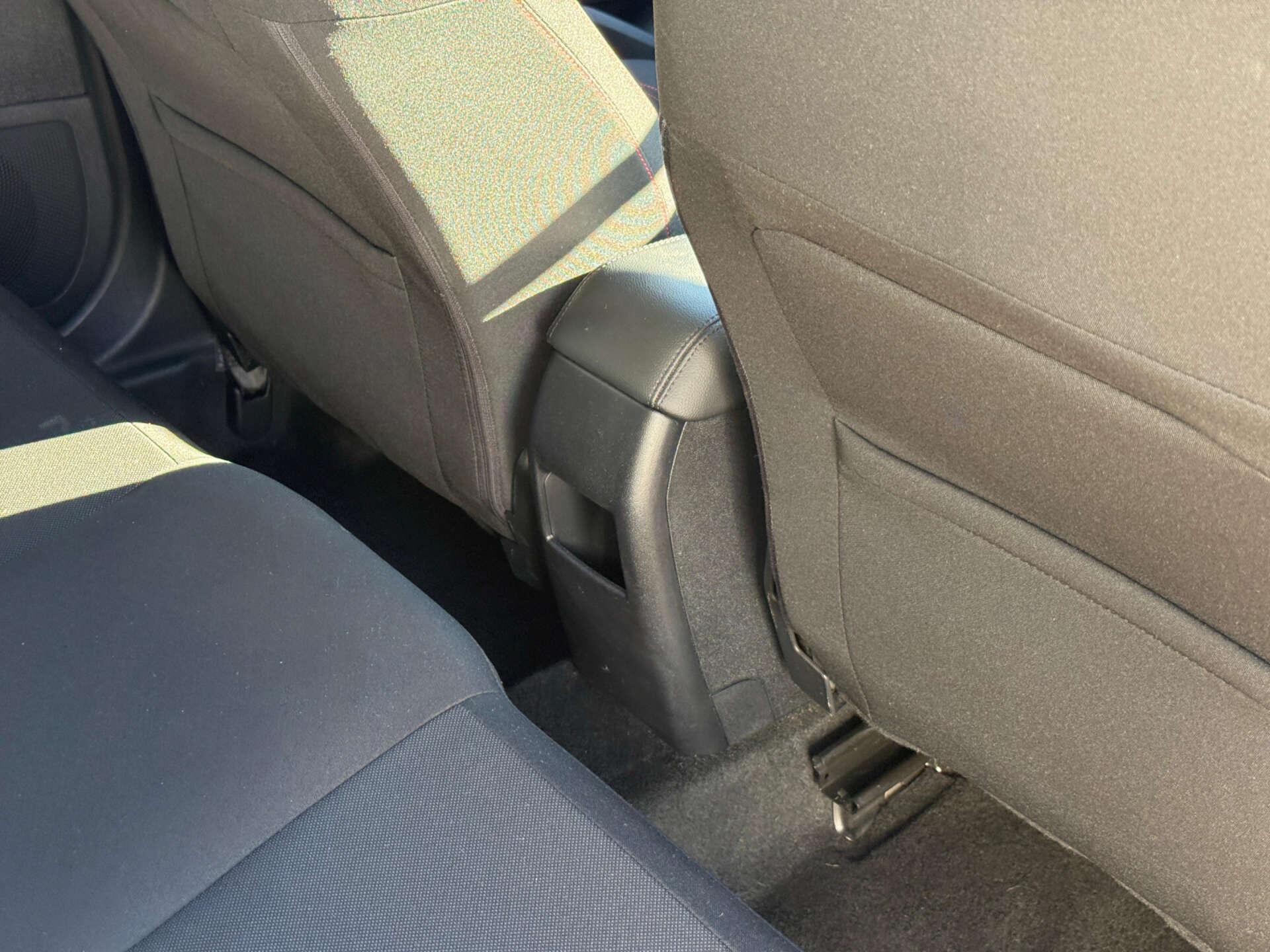 Ford Fiesta view 29