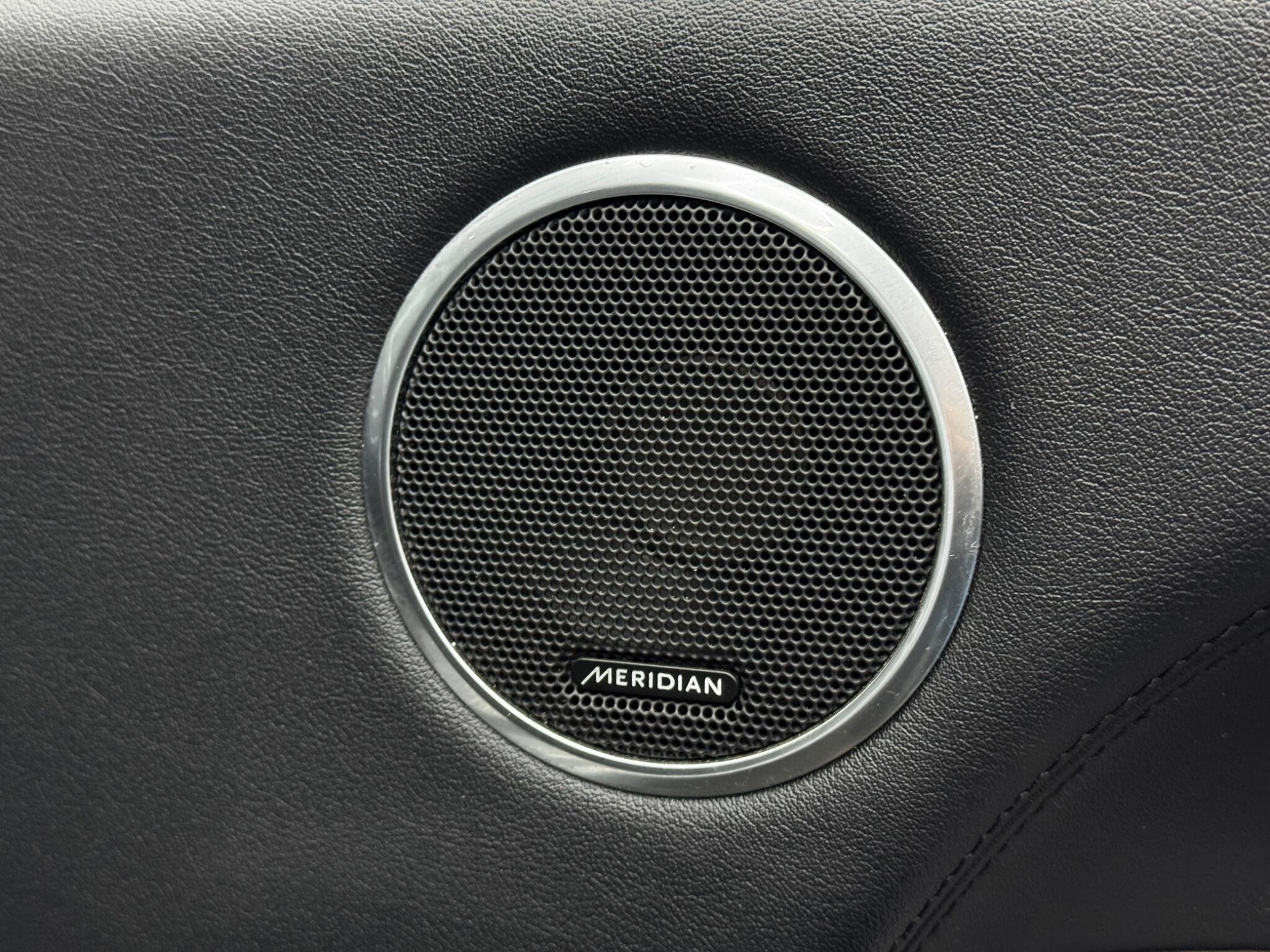 Land Rover Range Rover Sport view 43