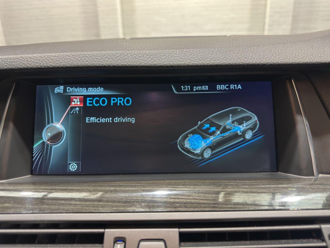 BMW 5 Series view 28