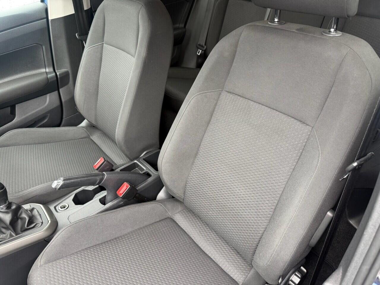 Volkswagen Polo view 14