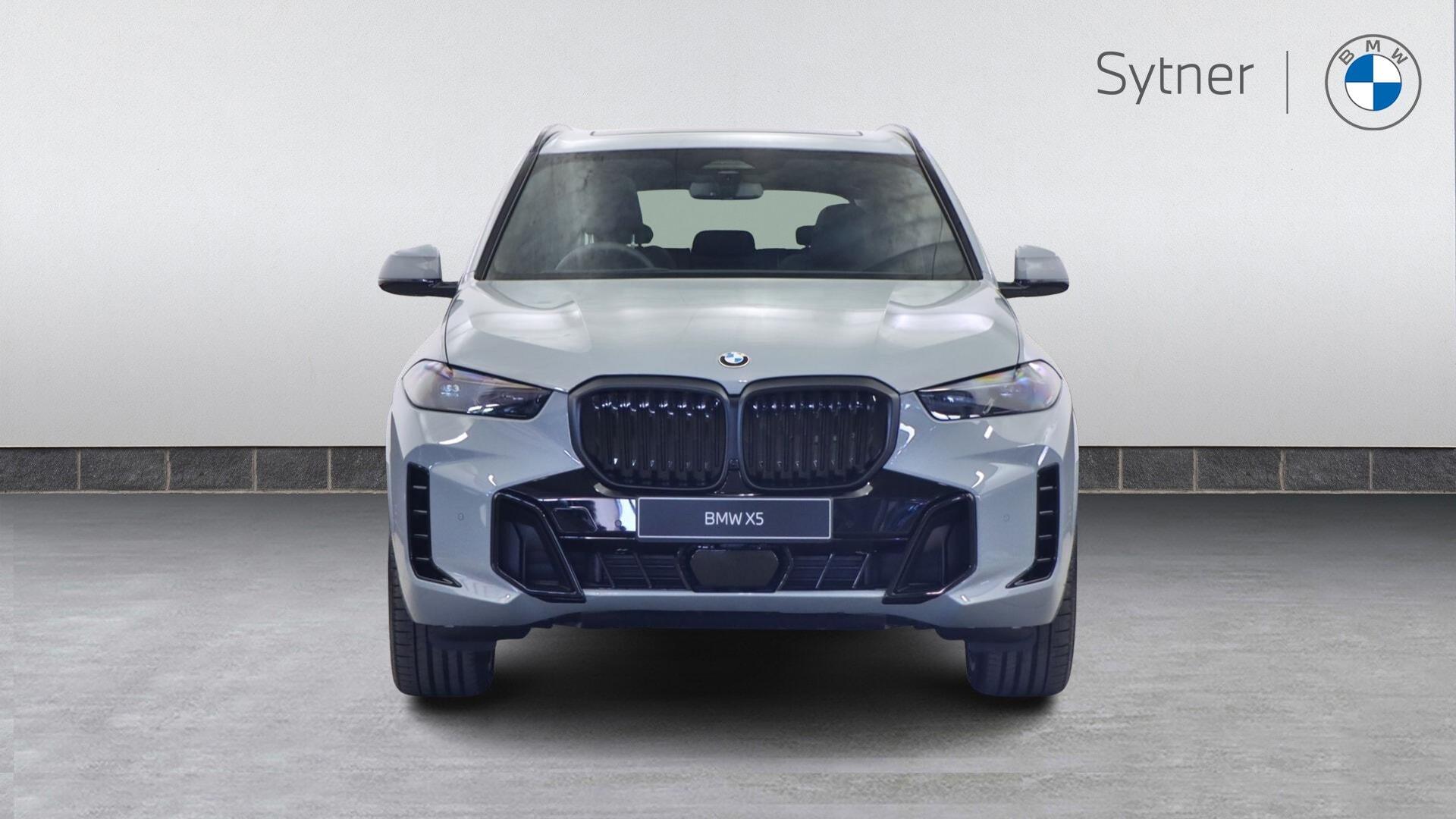 BMW X5 view 16