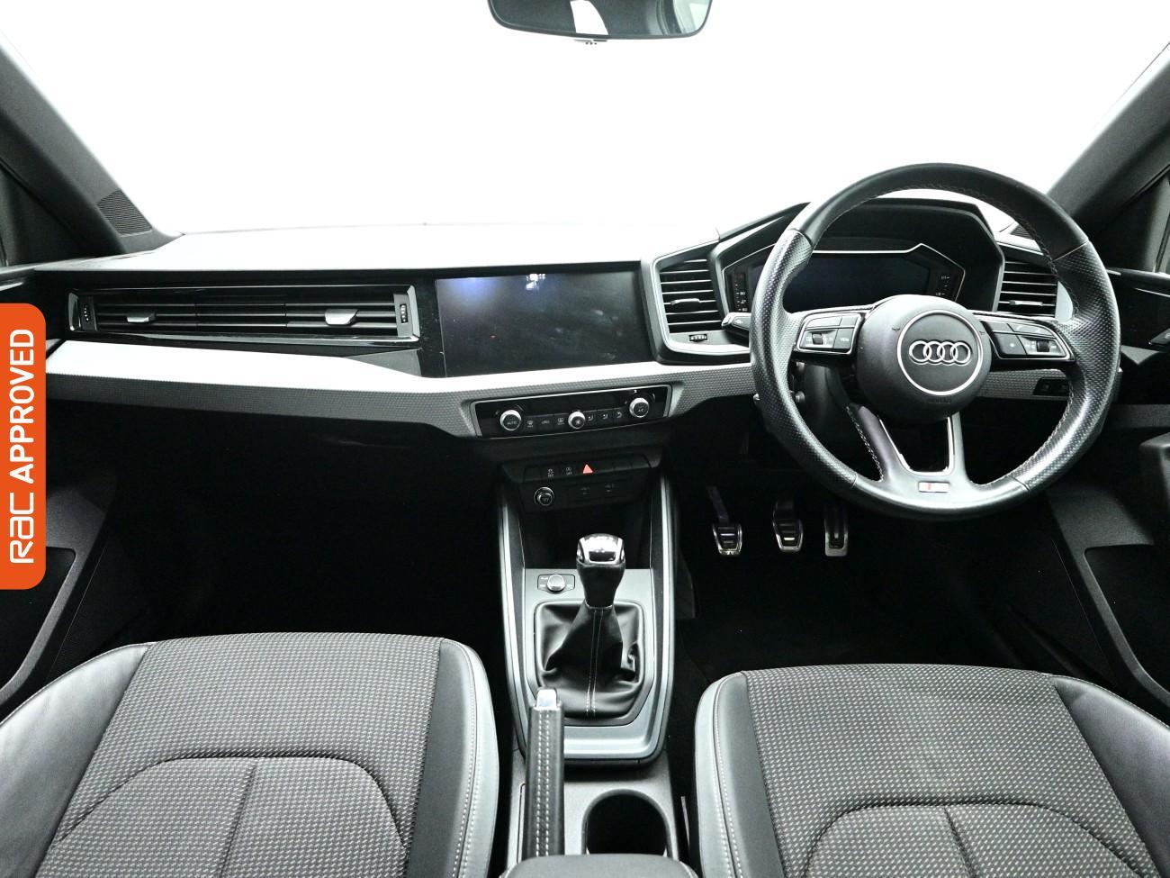 Audi A1 view 2