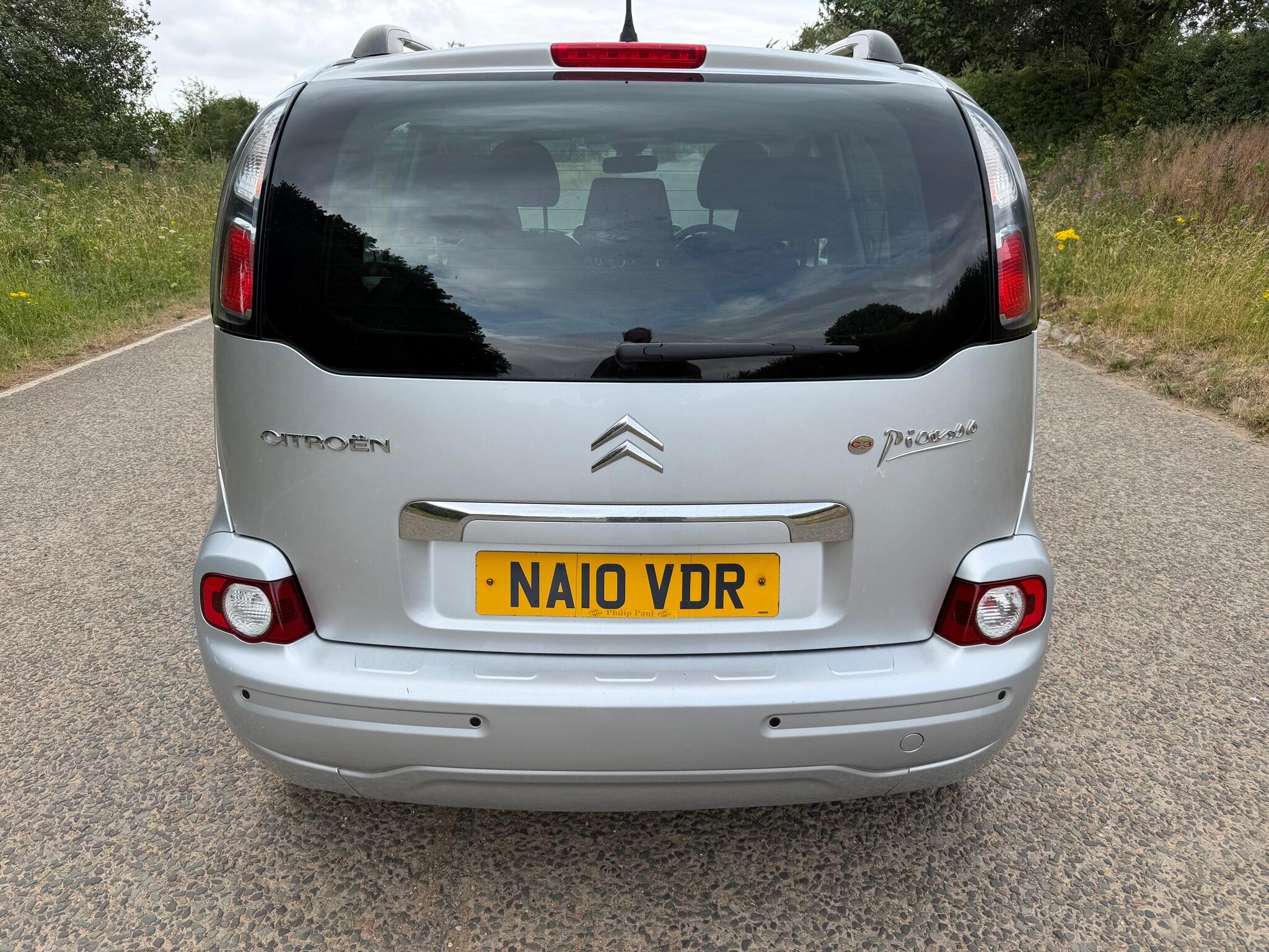 Citroen C3 Picasso view 22