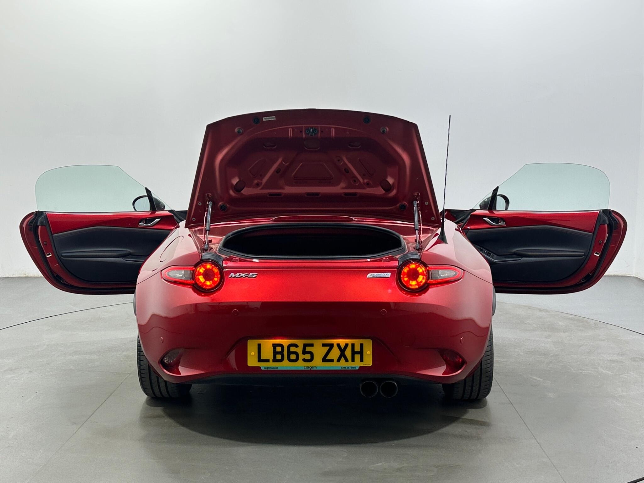 Mazda MX-5 view 32