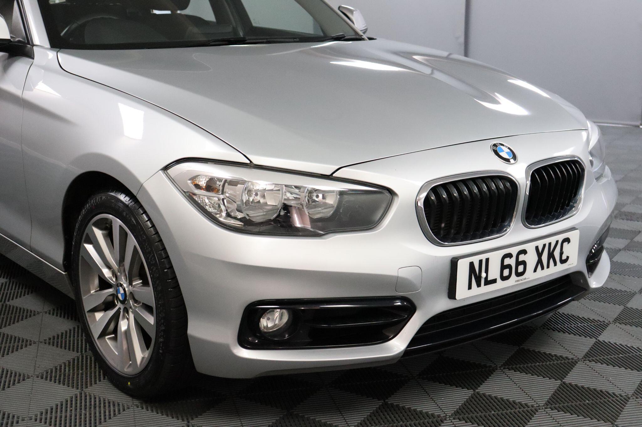 BMW 1 Series view 26