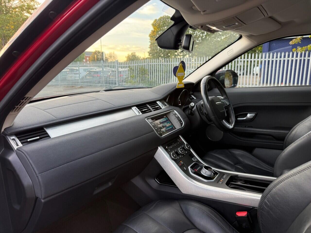 Land Rover Range Rover Evoque view 14