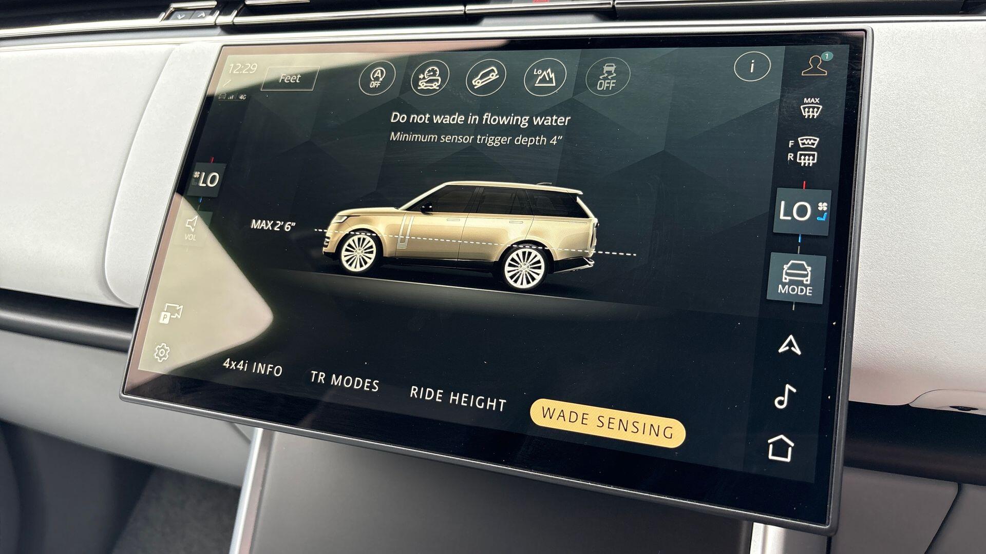 Land Rover Range Rover view 44