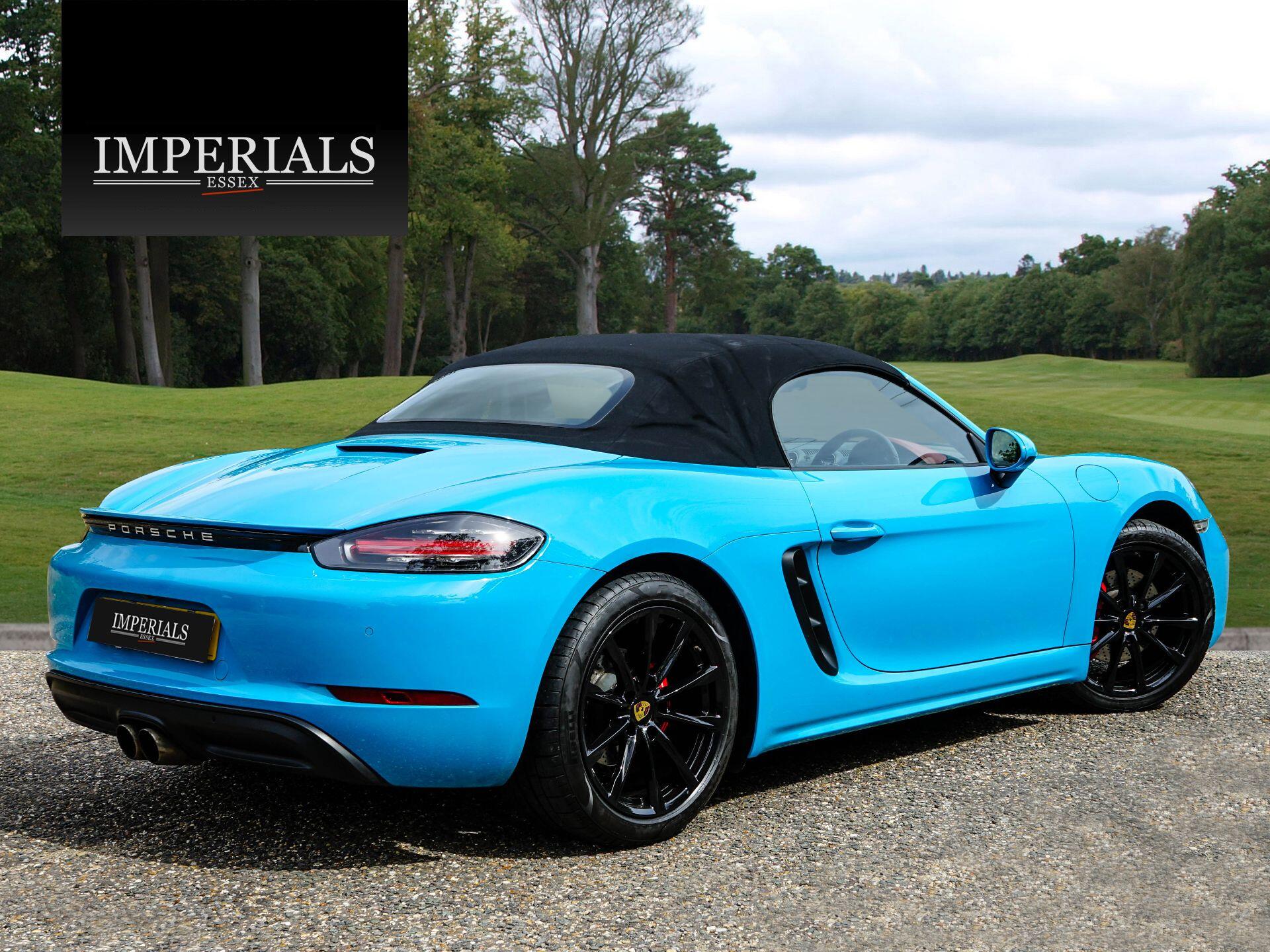 Porsche 718 Boxster view 37