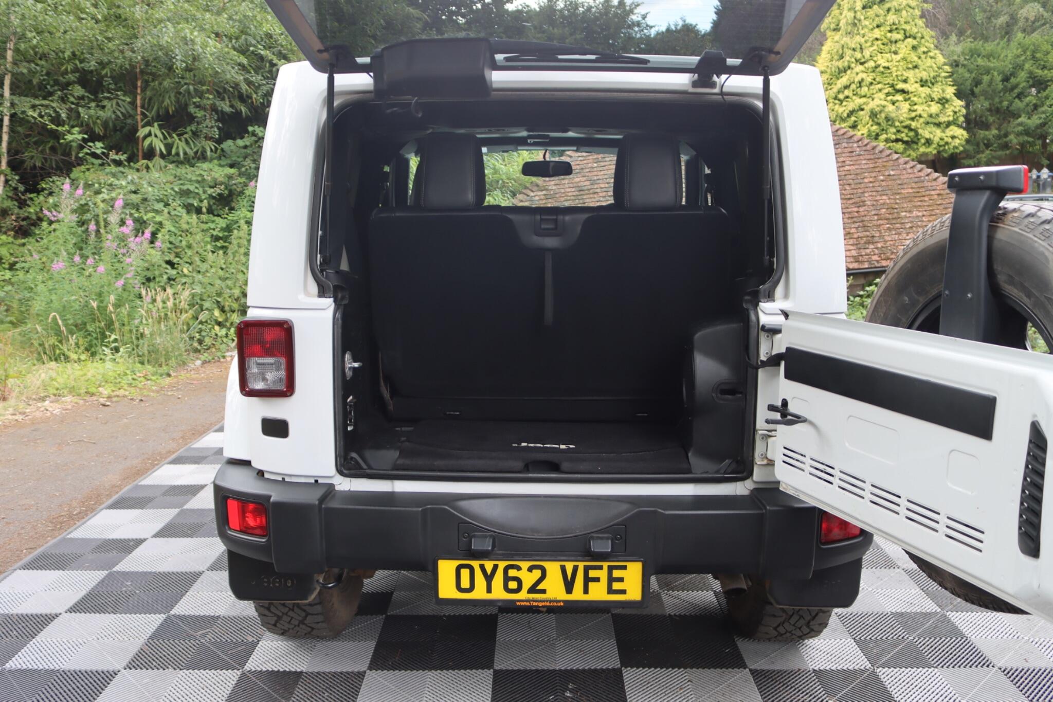 Jeep Wrangler view 28