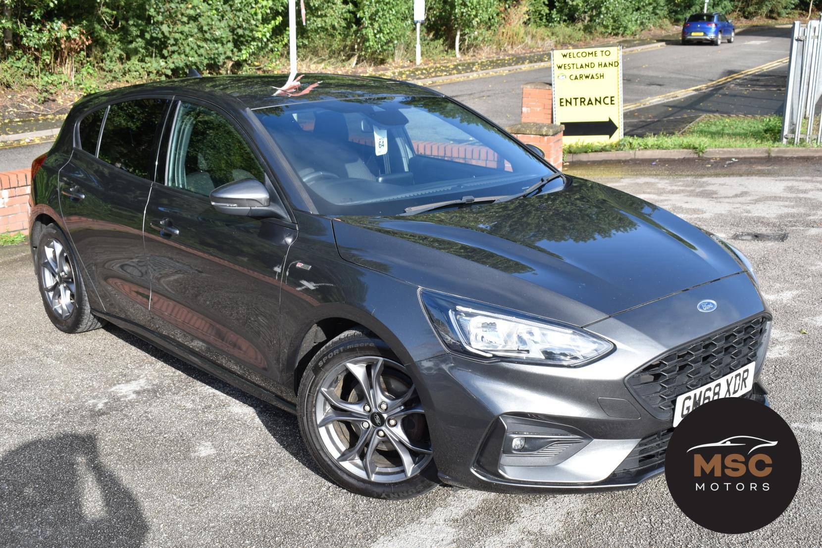 Ford Focus main image