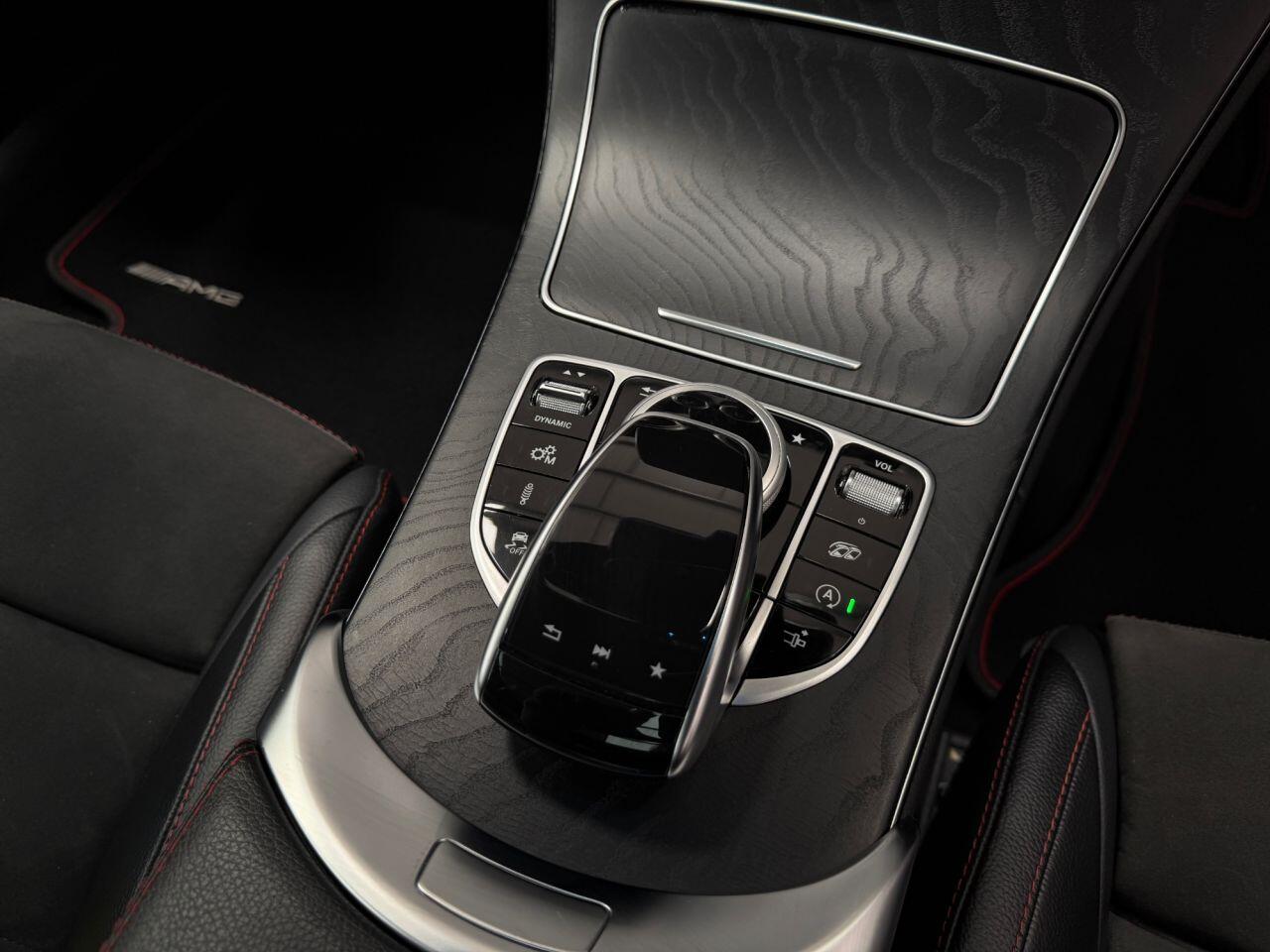 Mercedes-Benz C-Class view 15