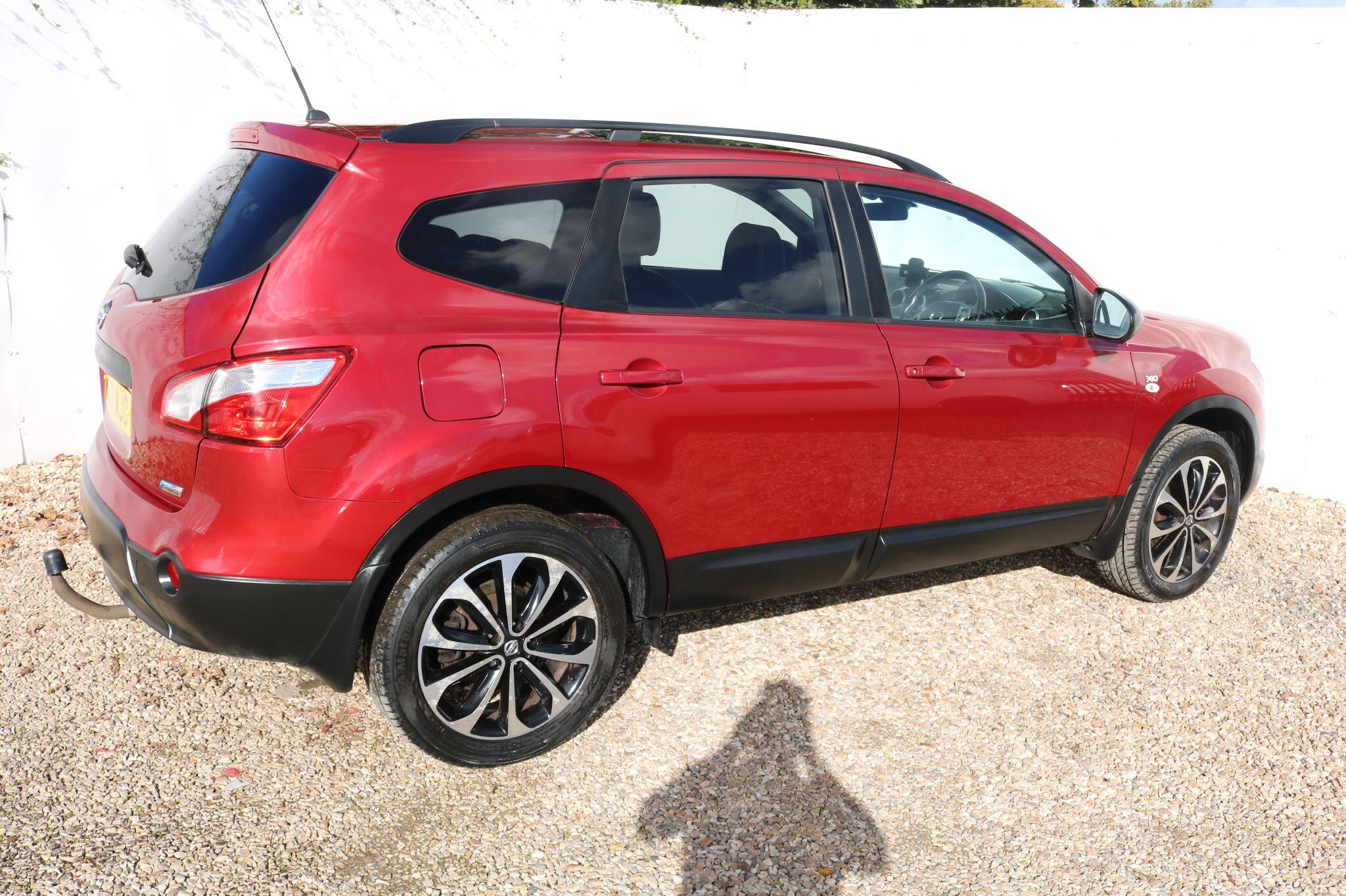 Nissan Qashqai+2 view 8