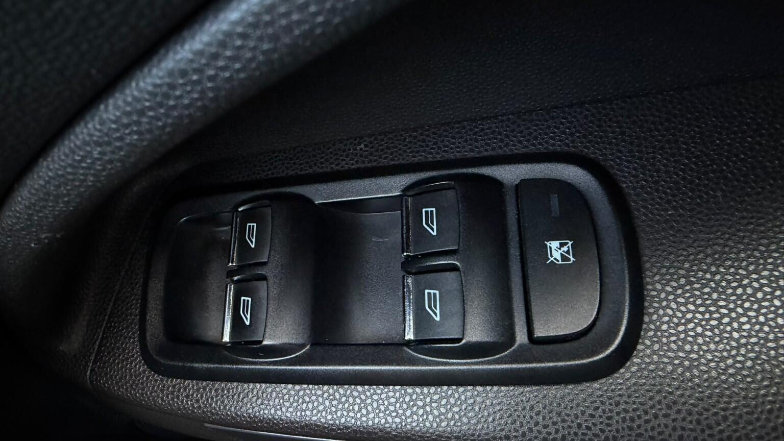 Ford Ecosport view 46