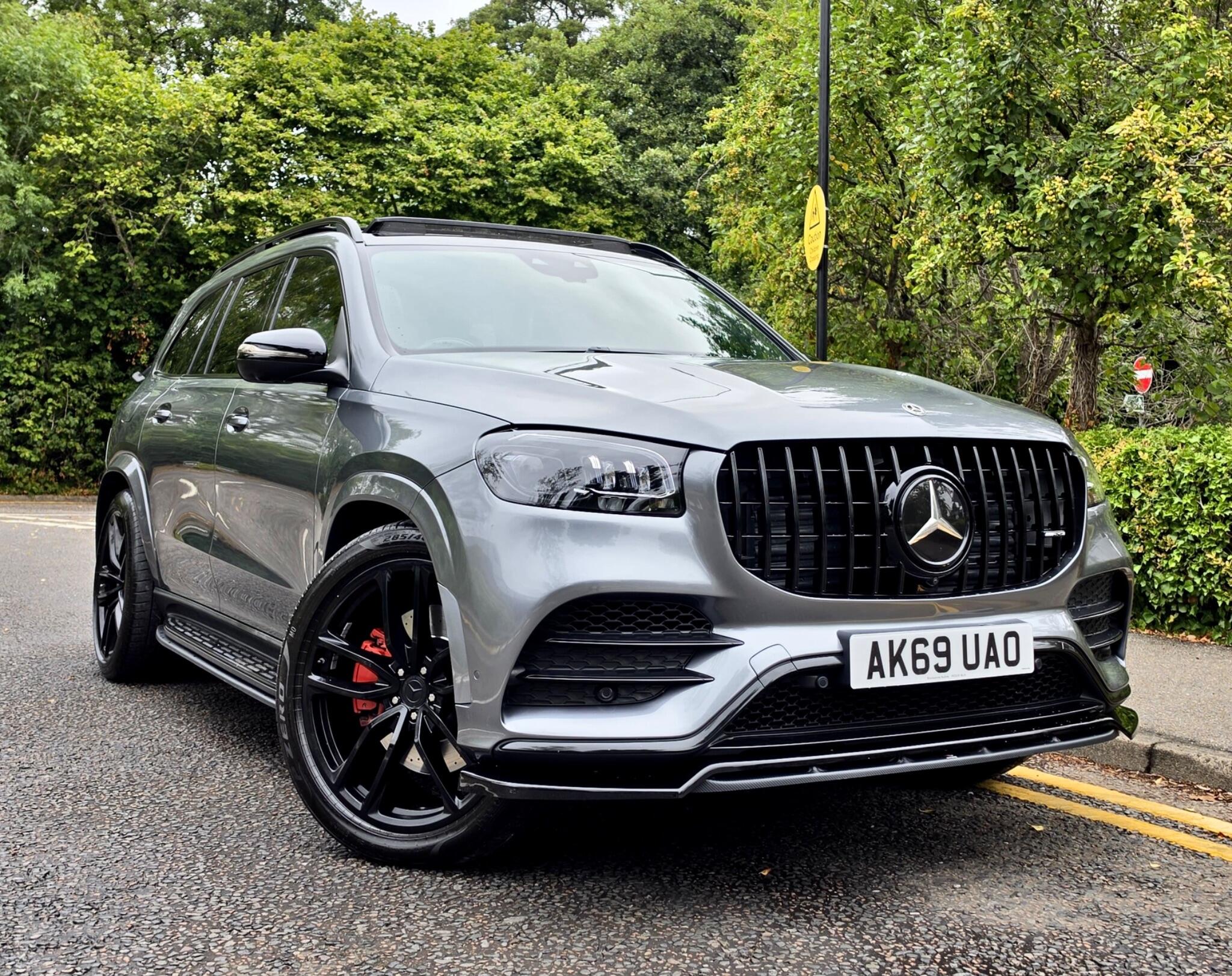 Mercedes-Benz GLS view 18