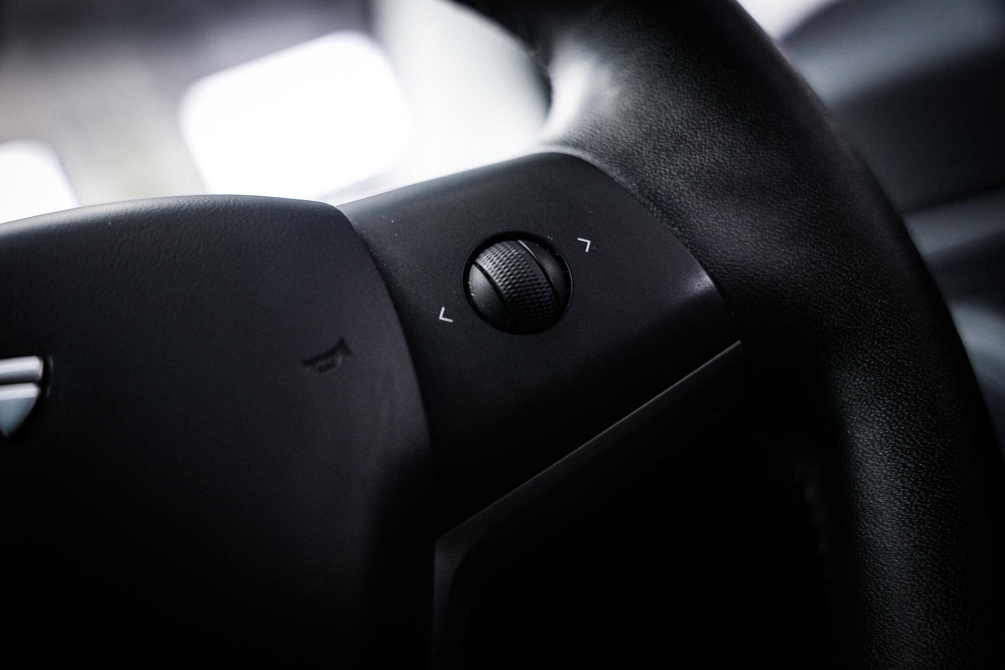 Tesla Model 3 view 43