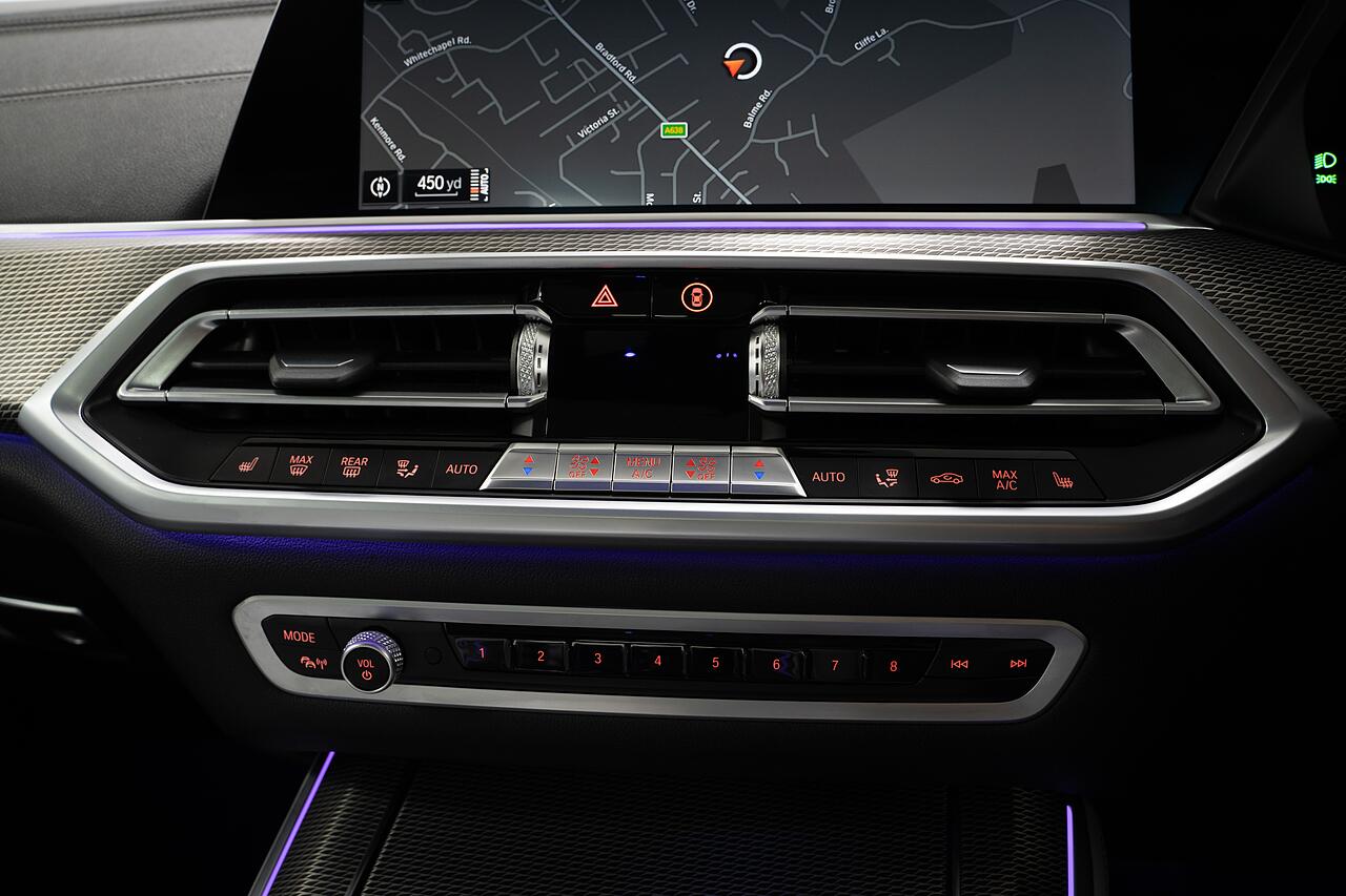 BMW X5 view 7