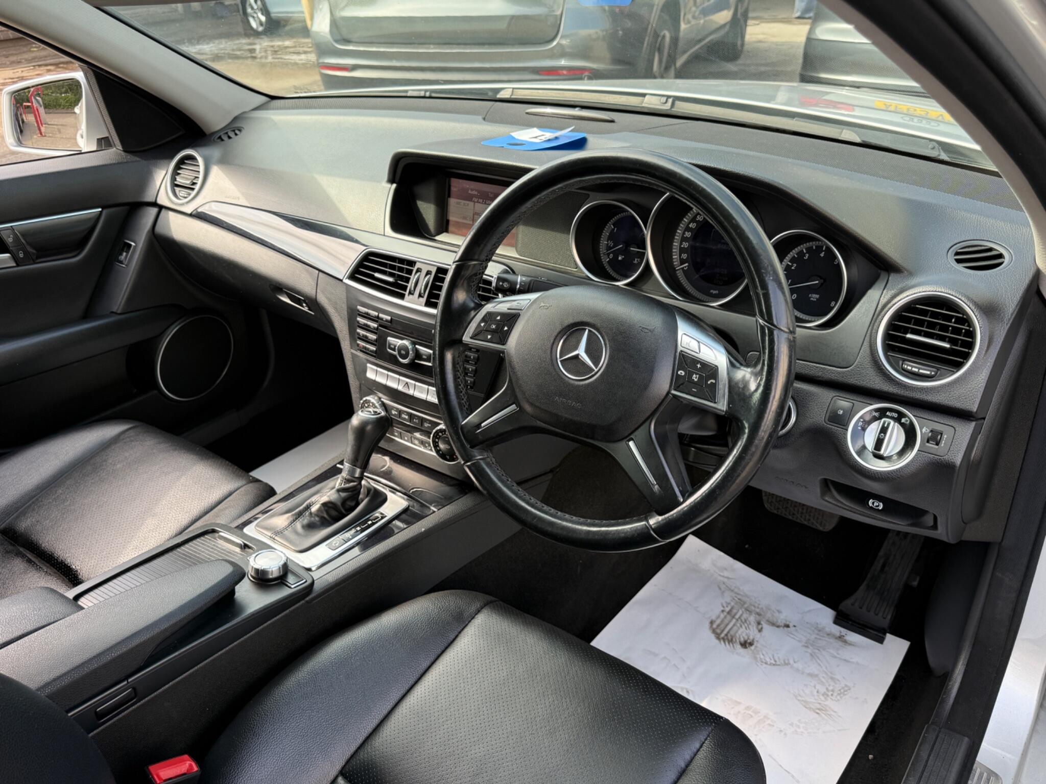 Mercedes-Benz C Class - Image 27