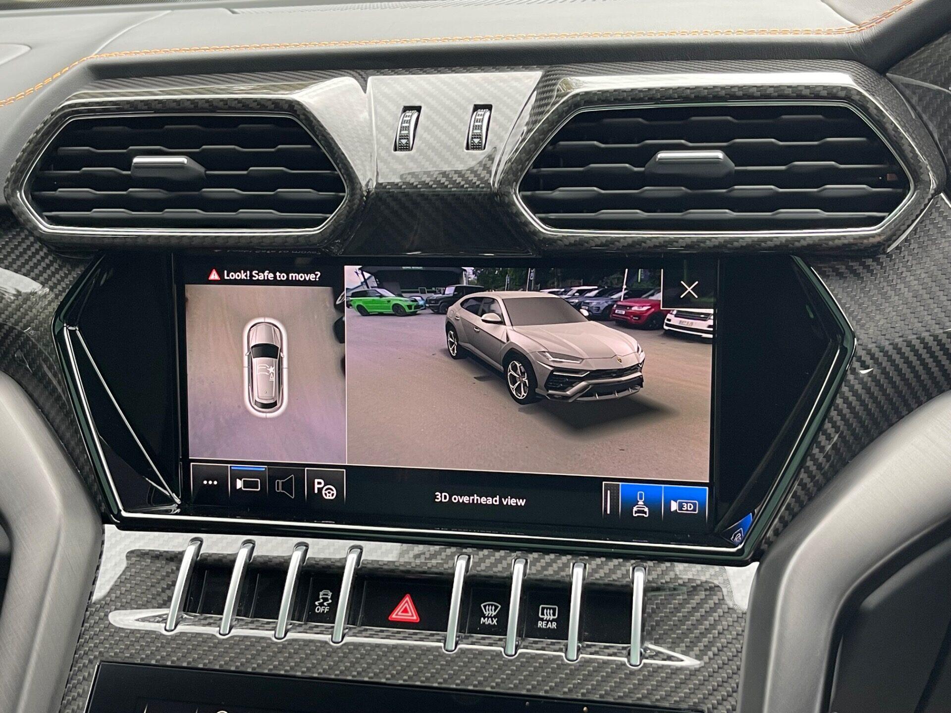 Lamborghini Urus view 49