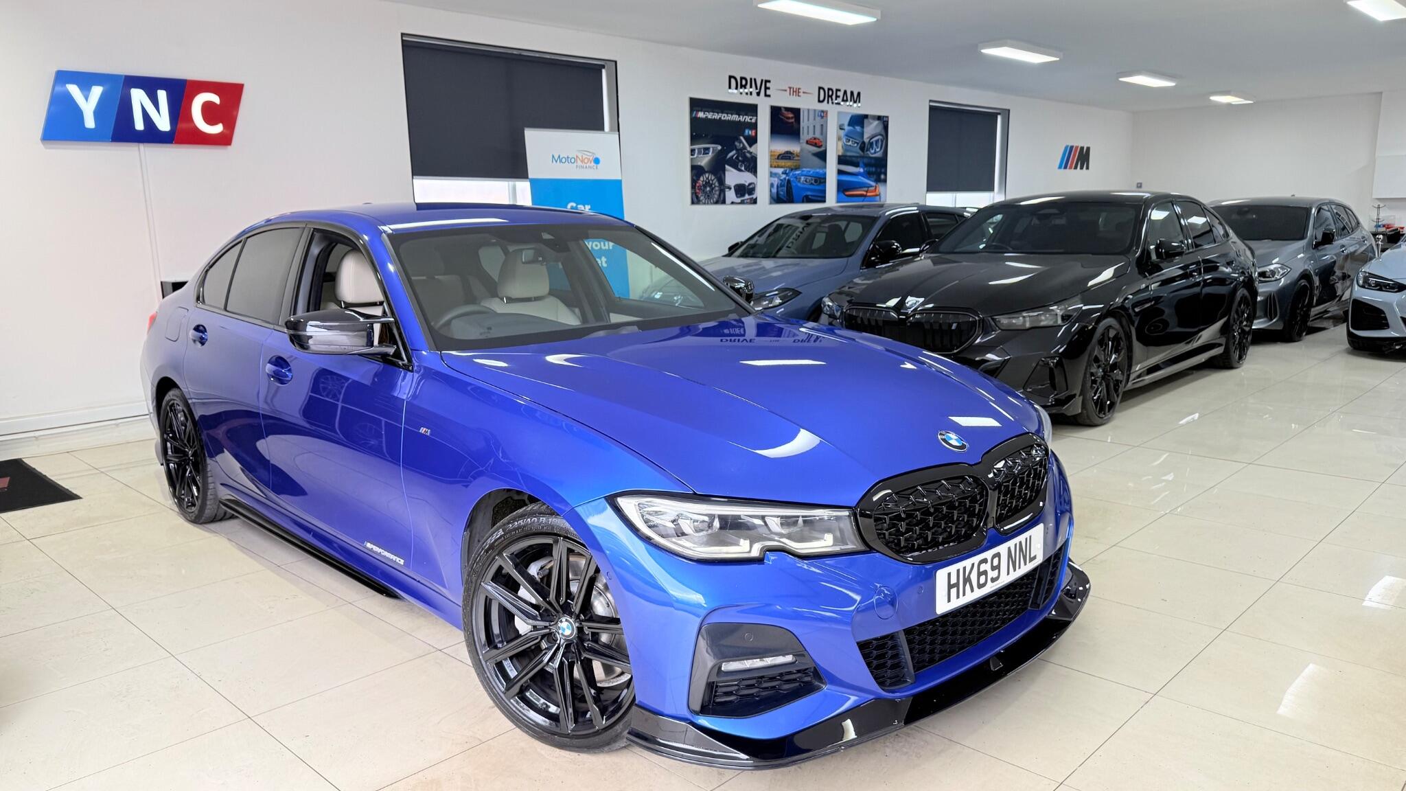 BMW 3 Series view 13