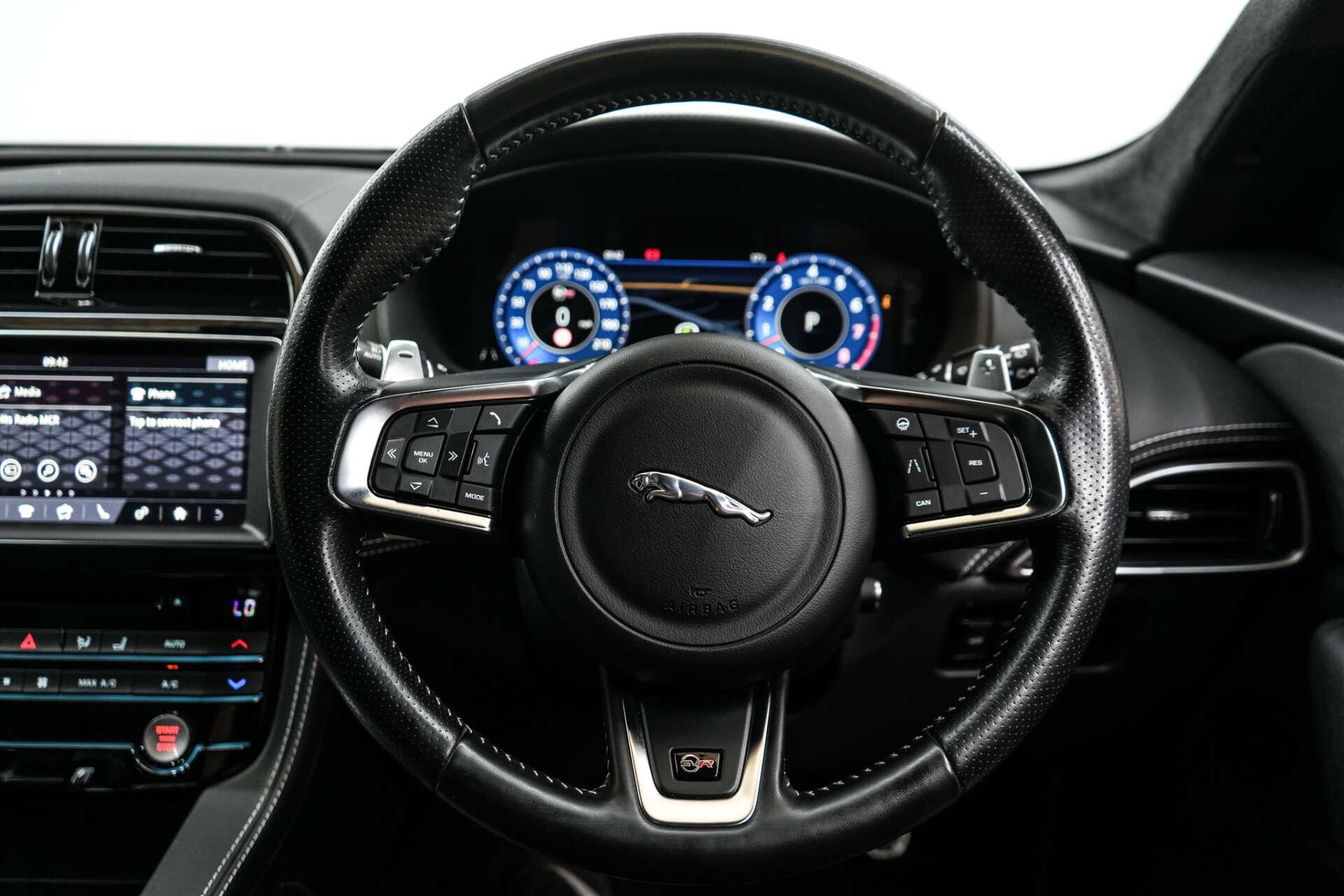 Jaguar F-Pace view 47