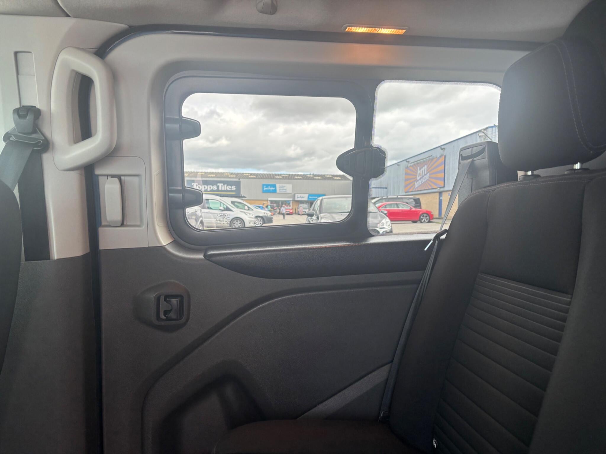 Ford Transit Custom view 56