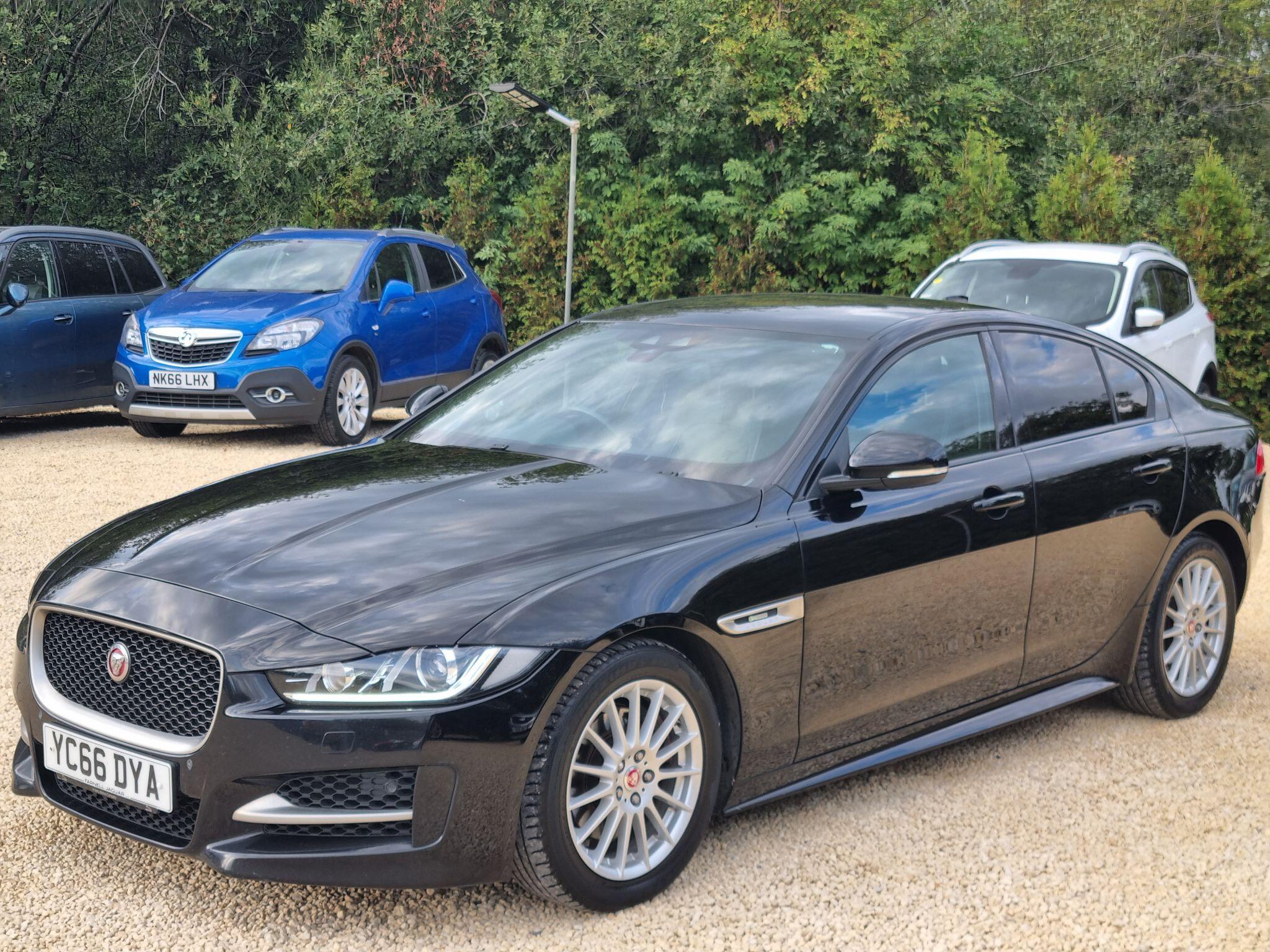 Jaguar Xe view 26