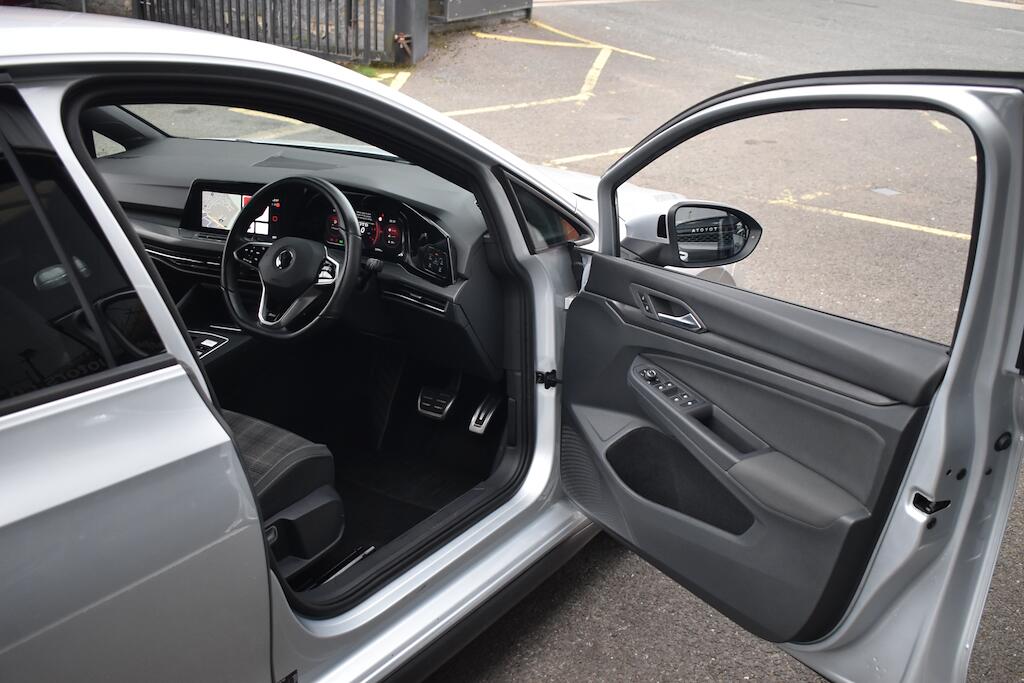 Volkswagen Golf view 26