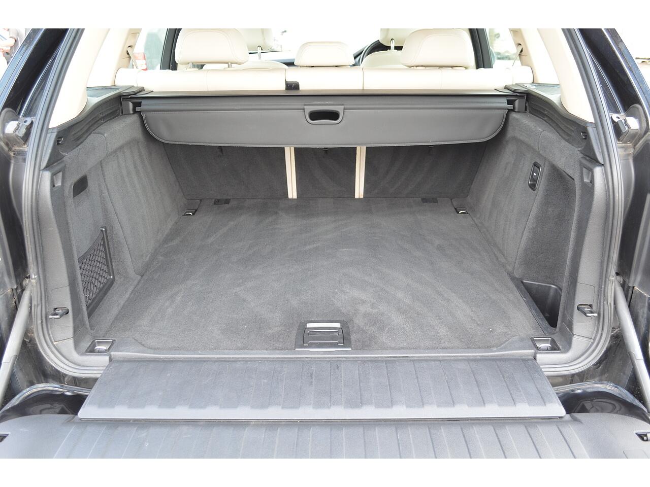 BMW X5 view 30
