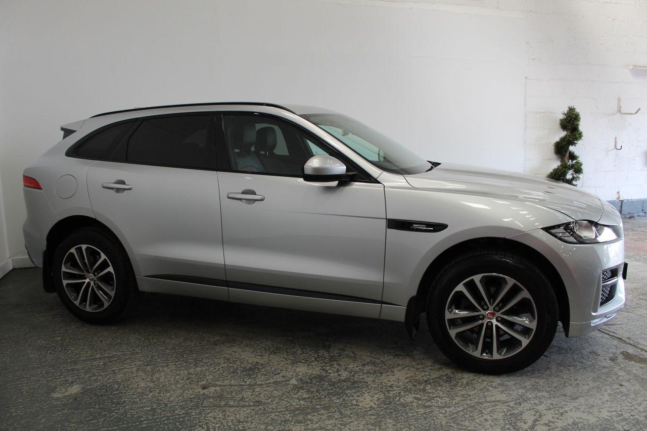 Jaguar F-Pace view 4
