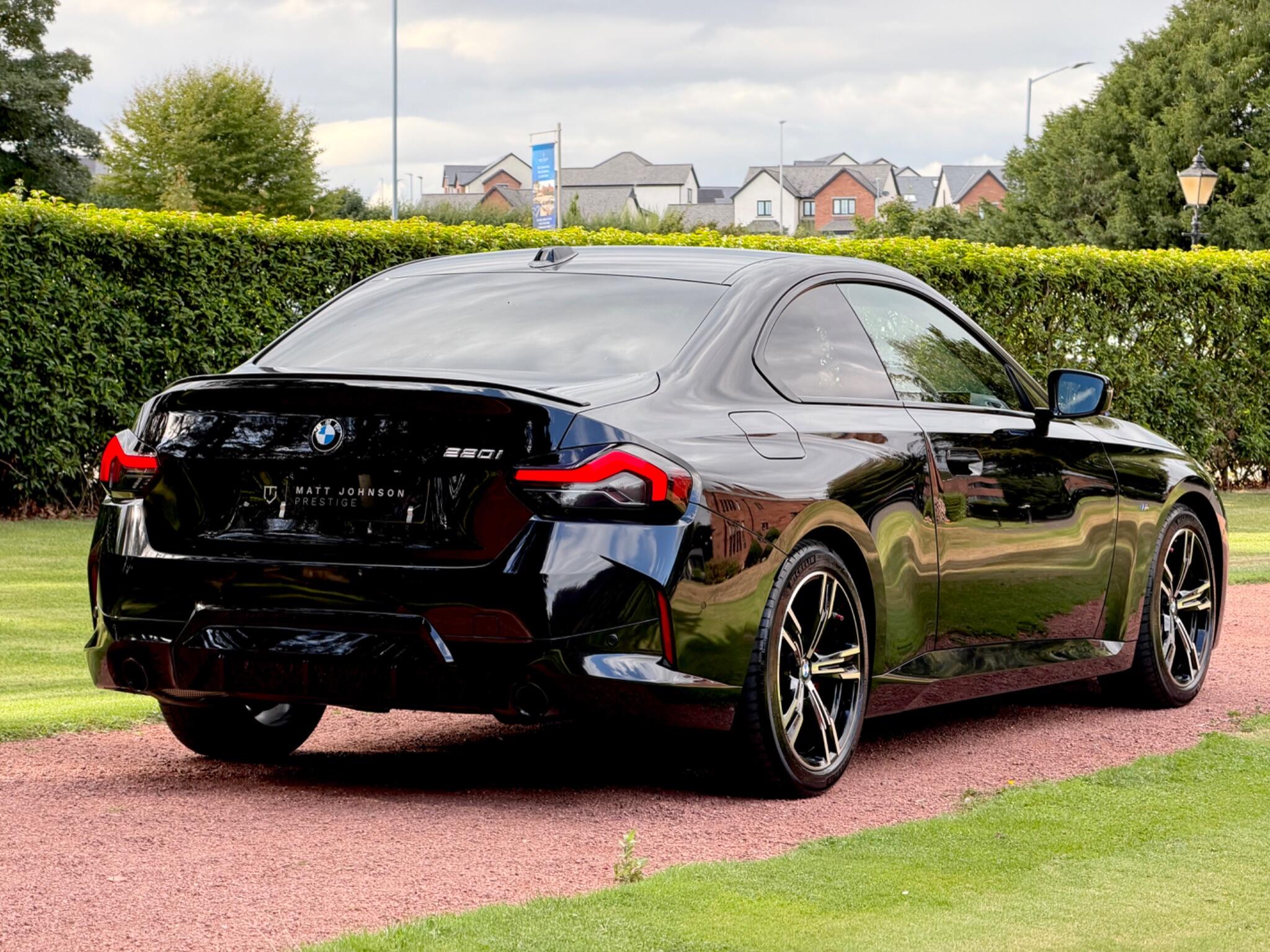 BMW 2 Series view 2