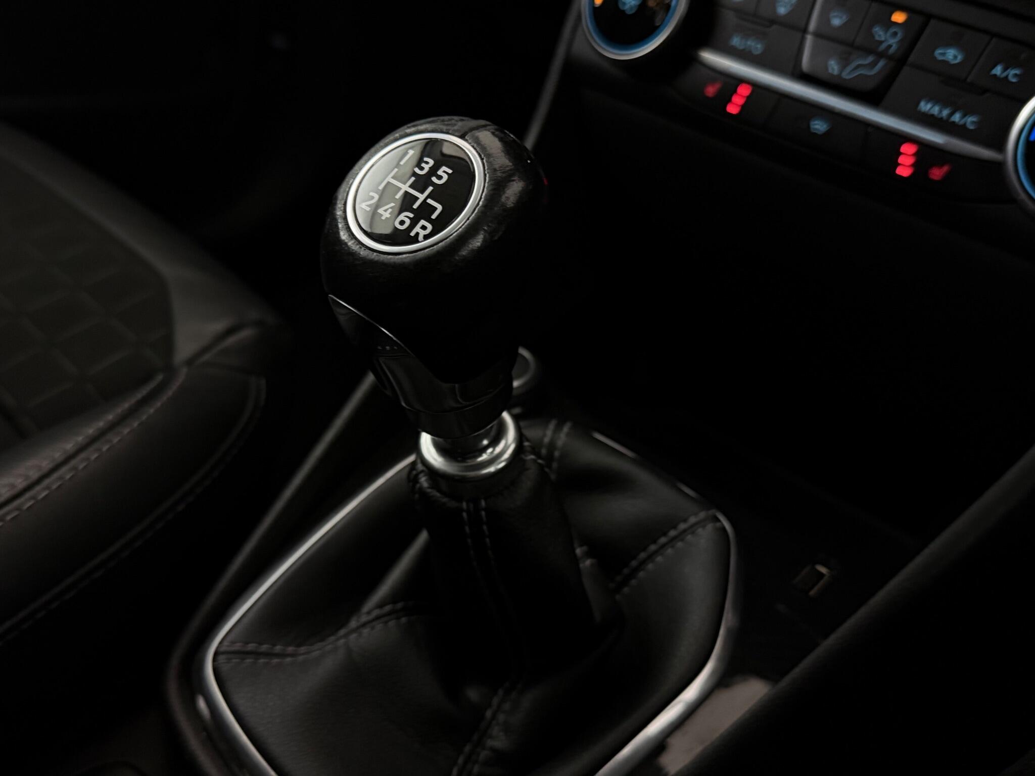 Ford Fiesta view 40
