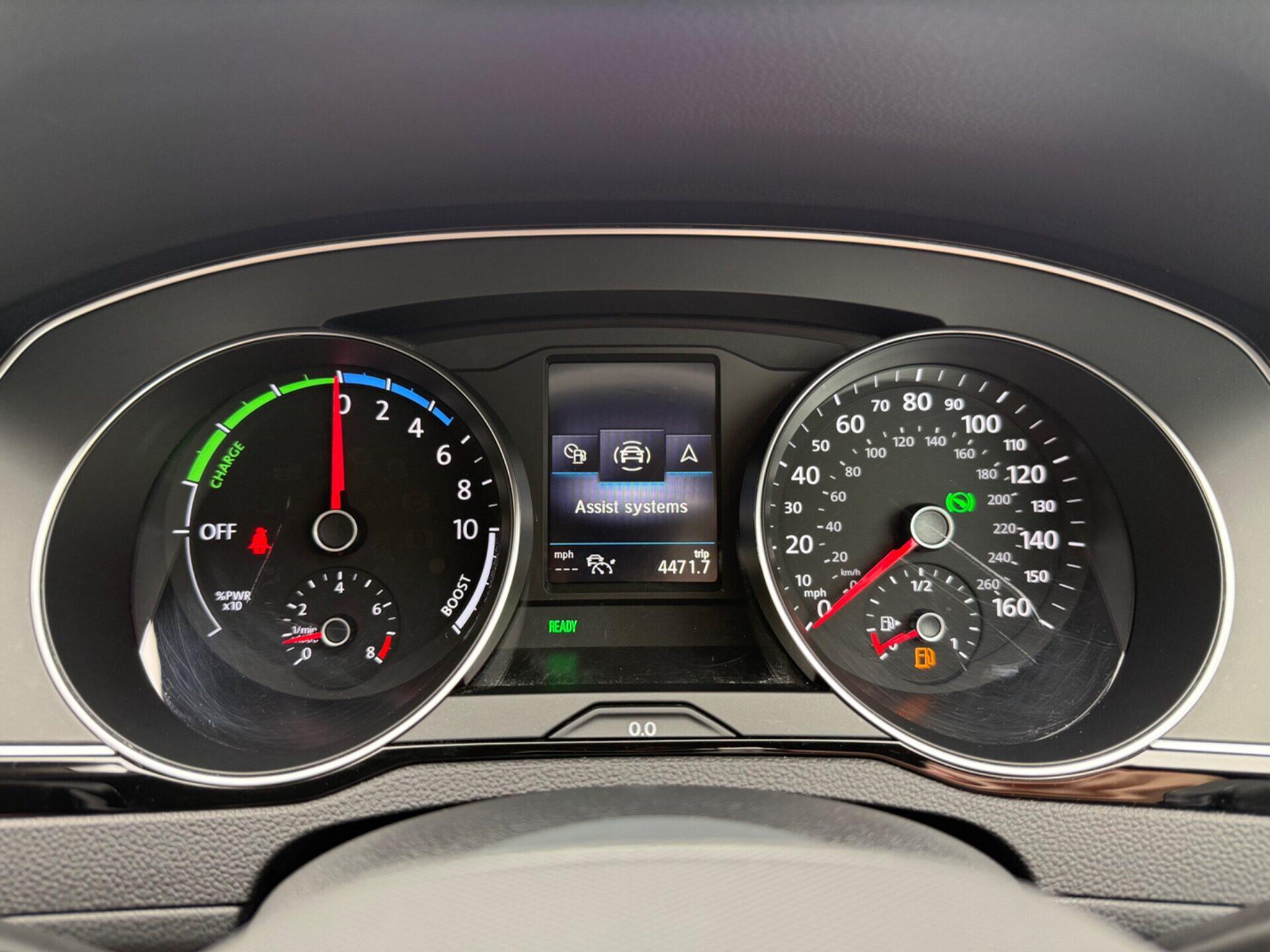 Volkswagen Passat view 38