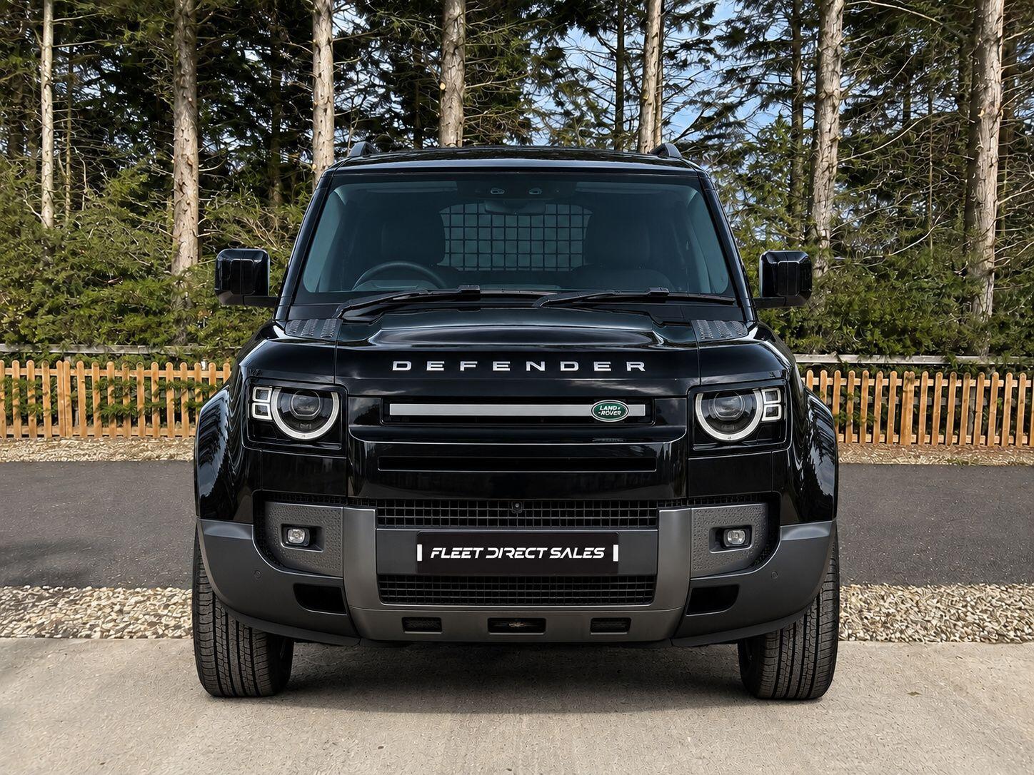 Land Rover Defender view 4