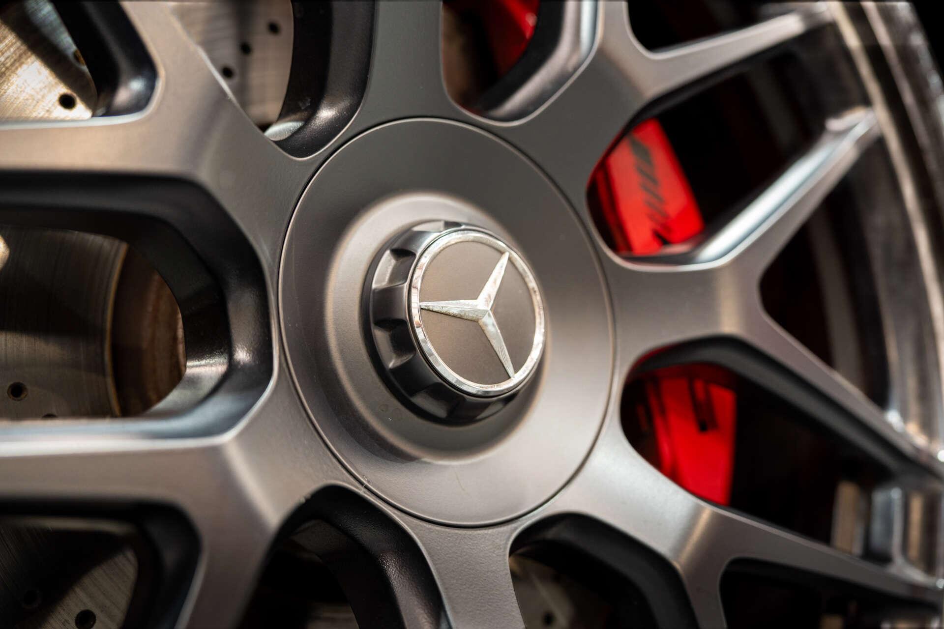 Mercedes-Benz G Class view 15